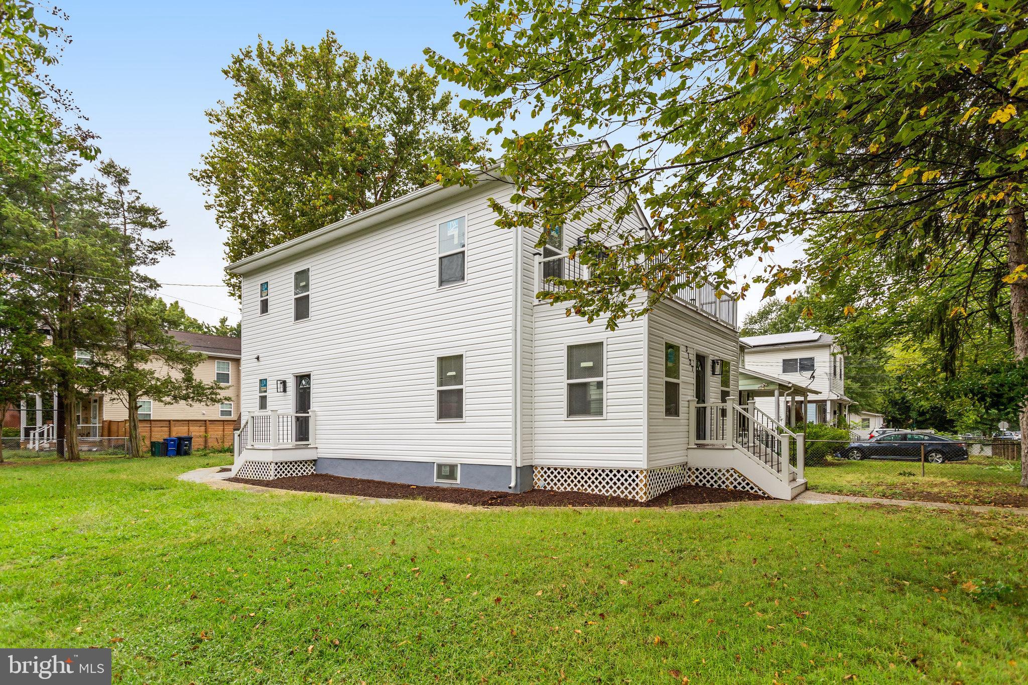 3127 G STREET SE