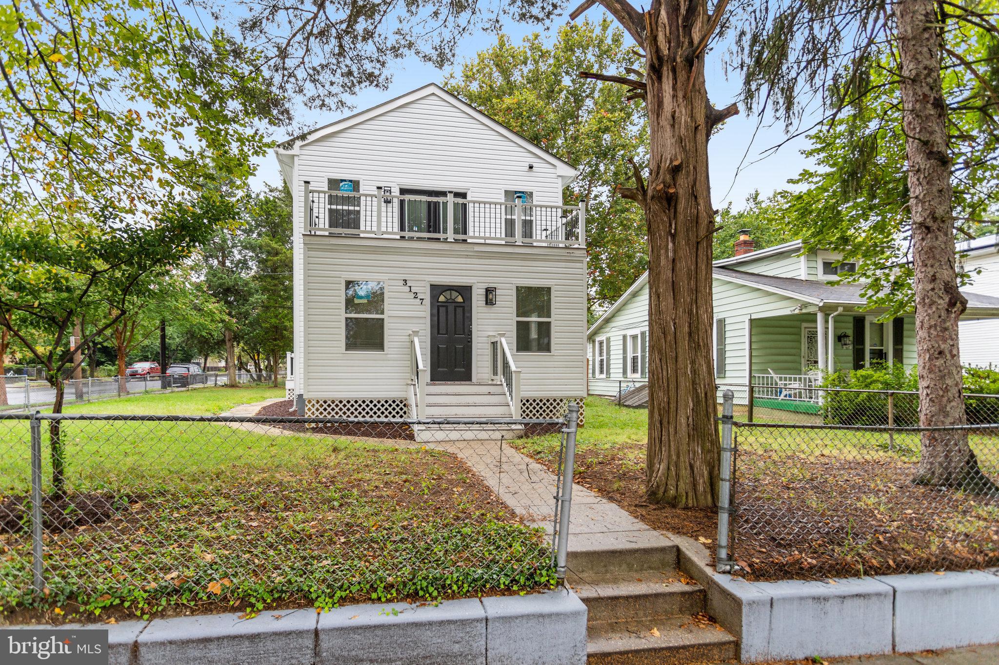 3127 G STREET SE