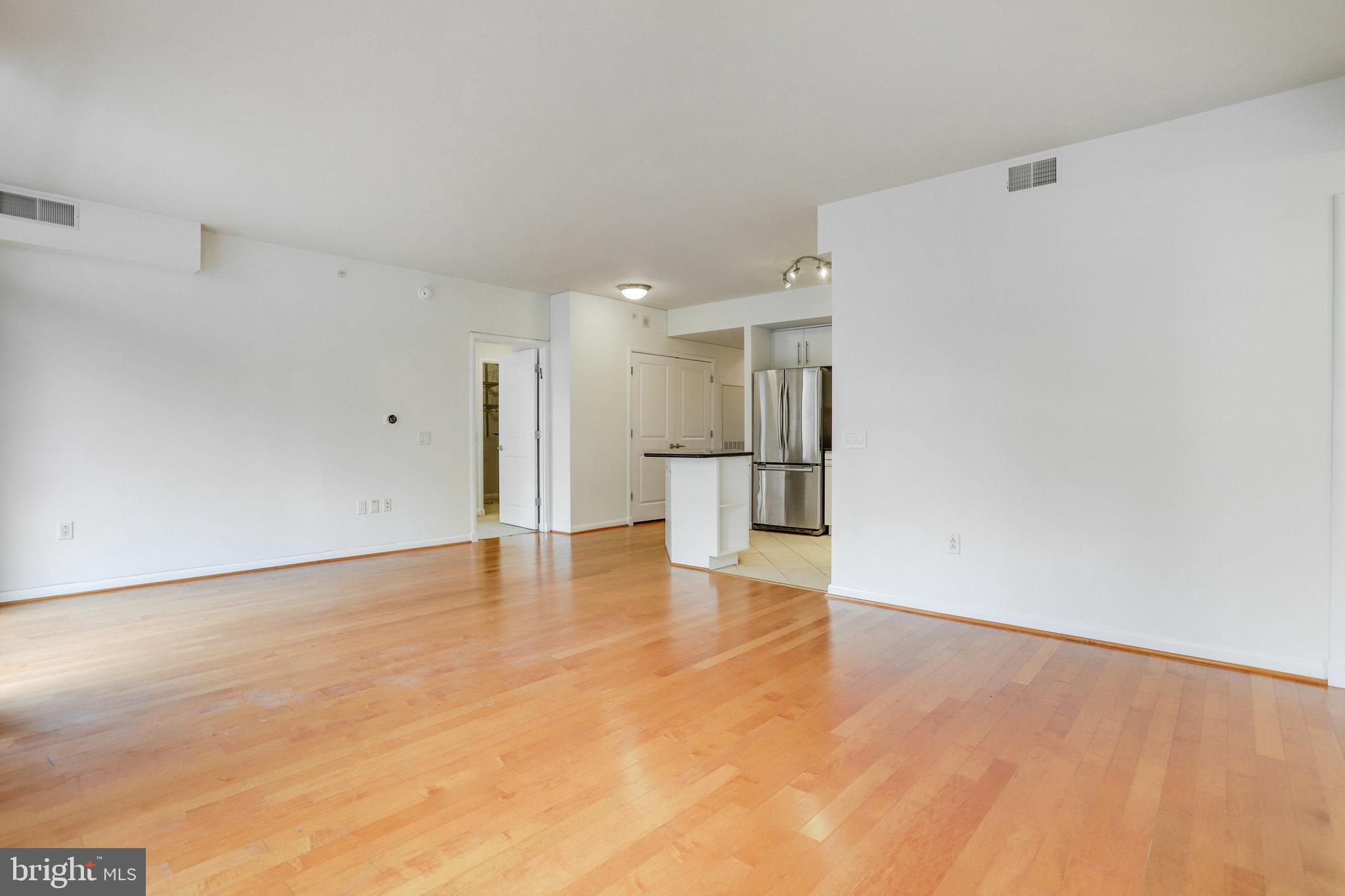 1021 N Garfield St #505