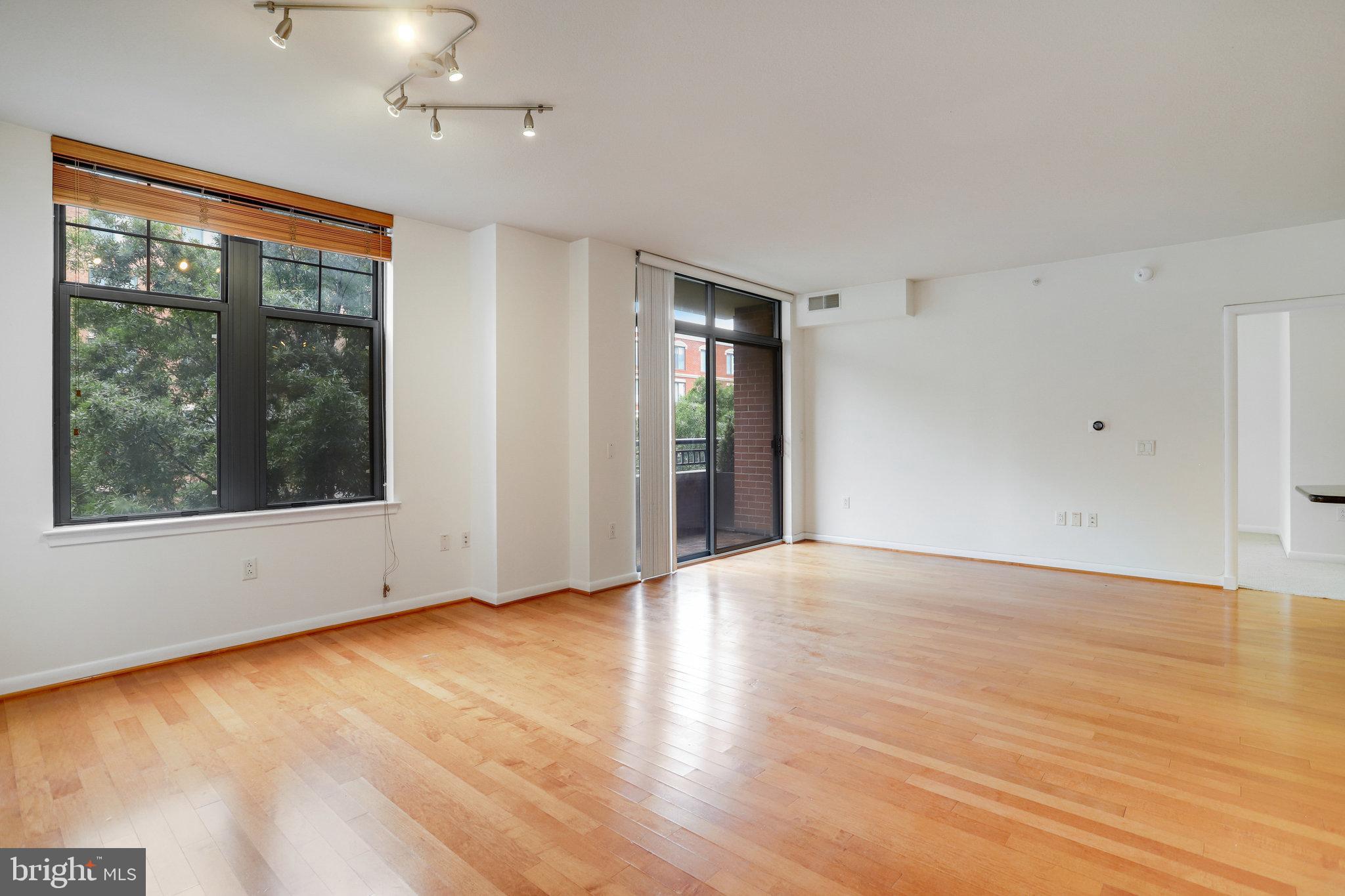 1021 N Garfield St #505