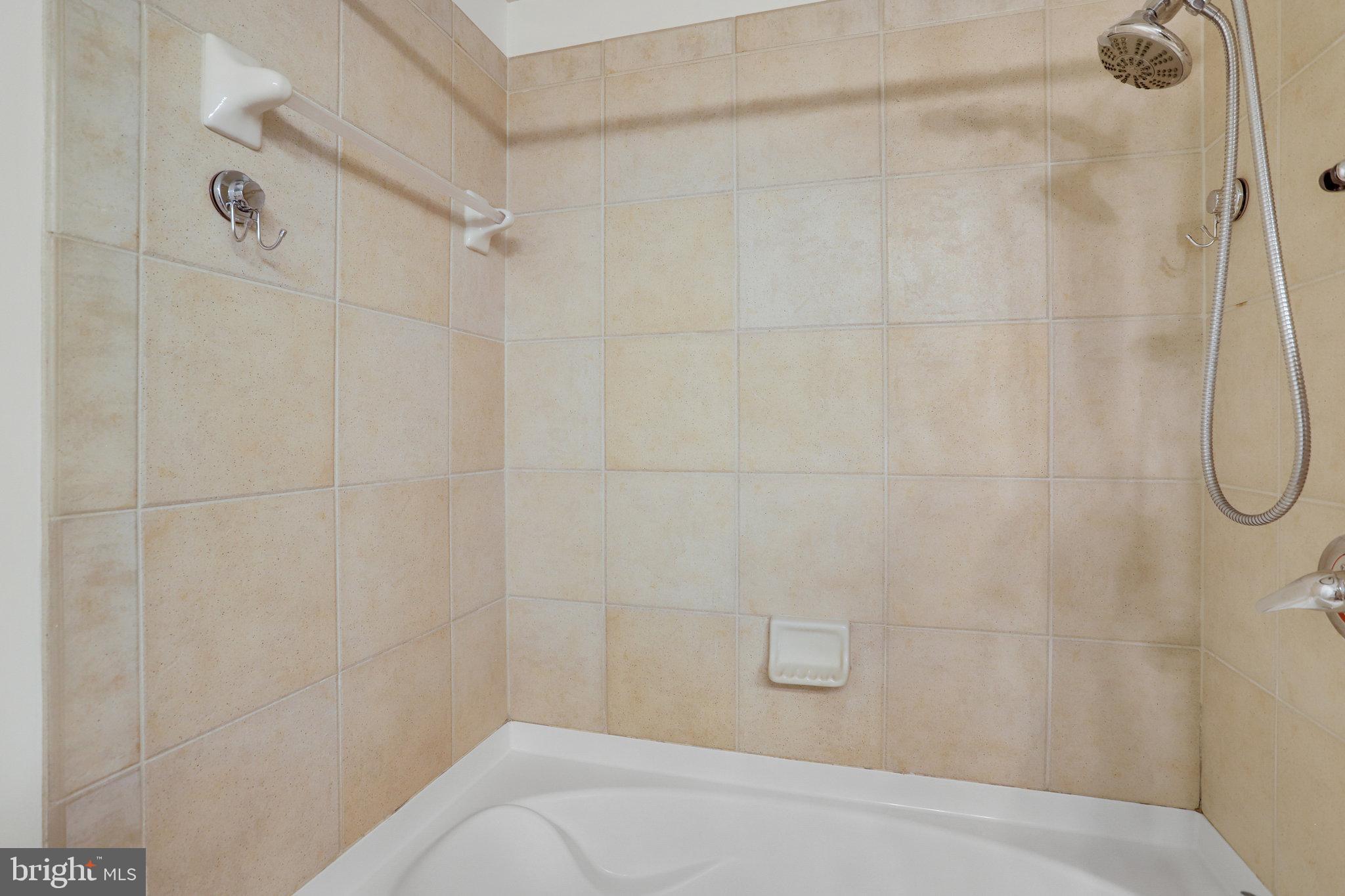 1021 N Garfield St #505