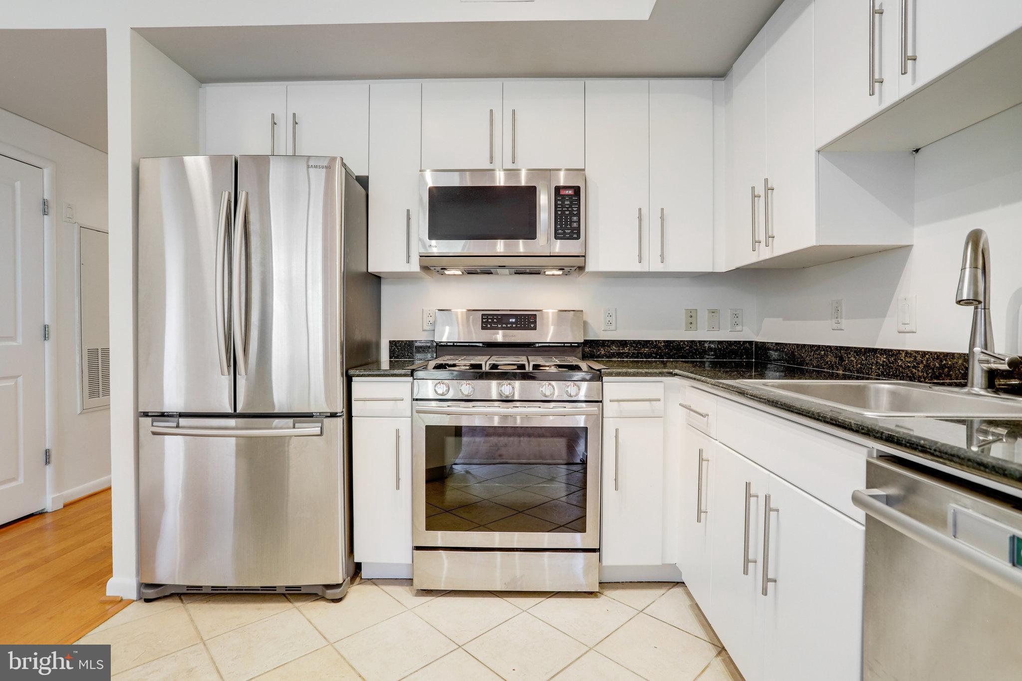 1021 N Garfield St #505