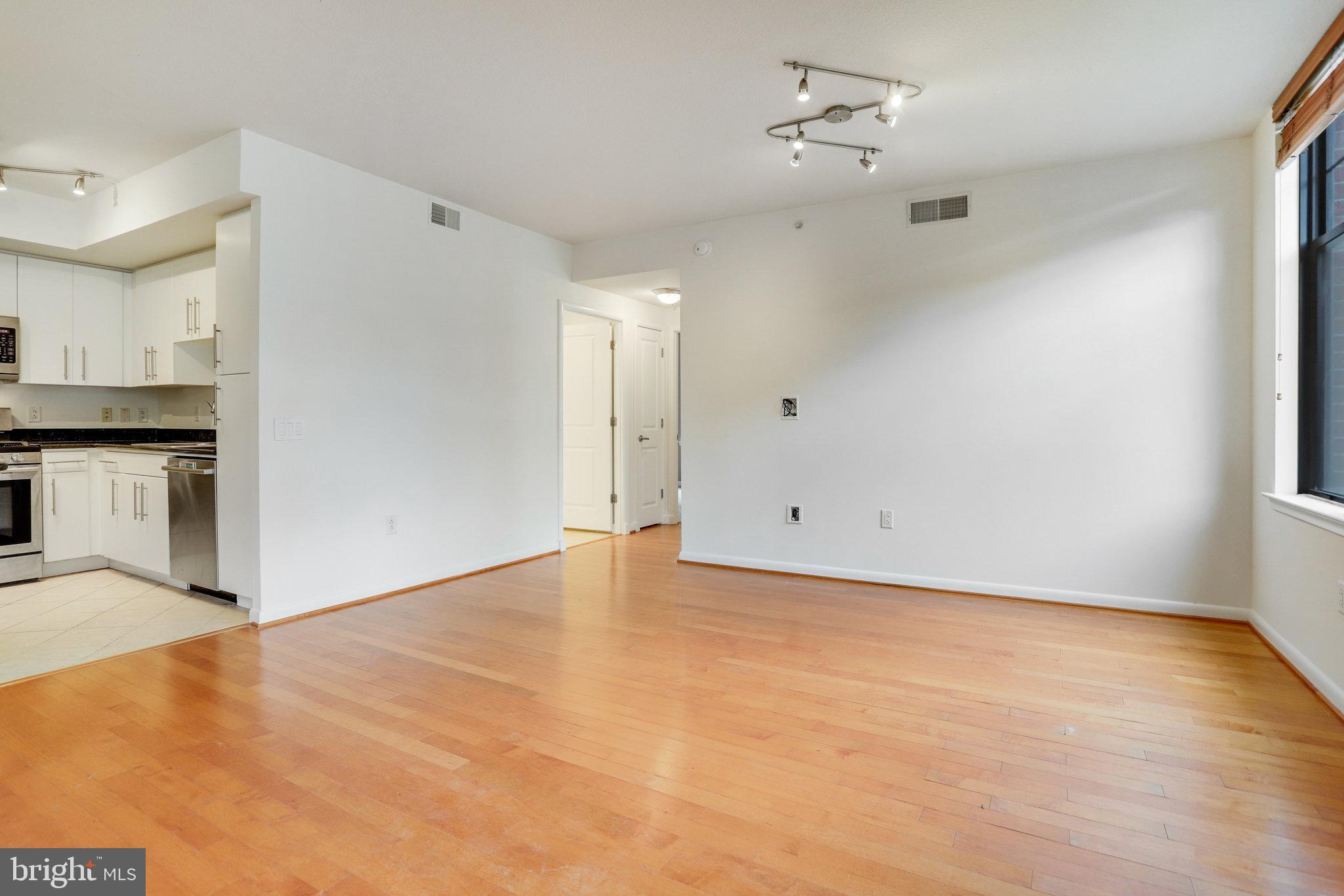 1021 N Garfield St #505