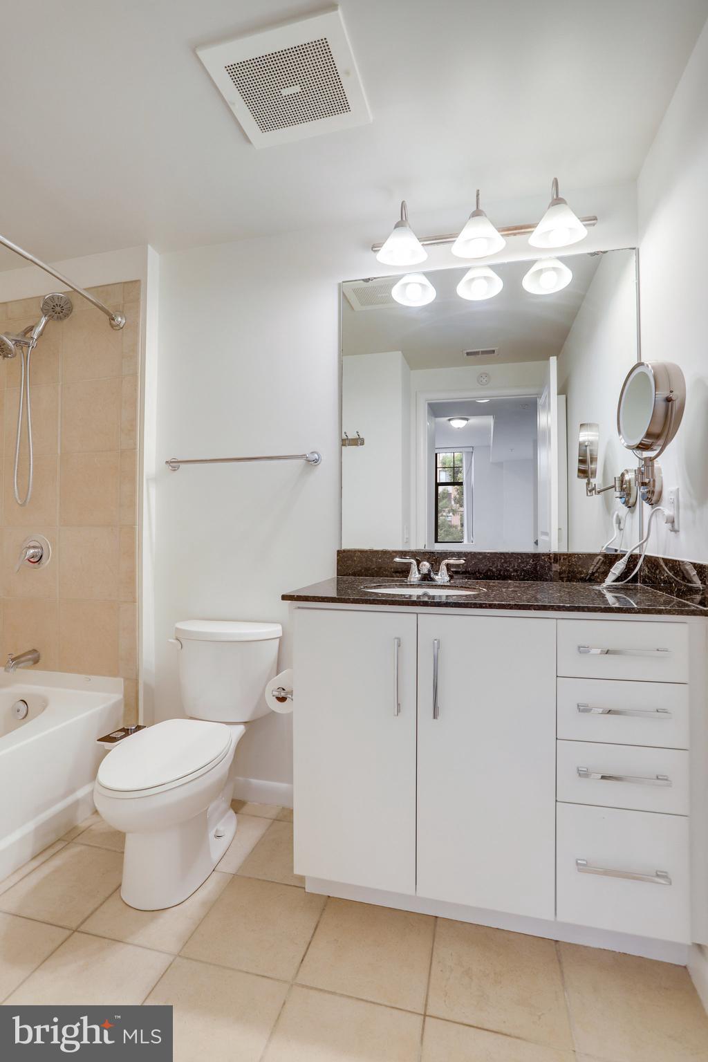 1021 N Garfield St #505