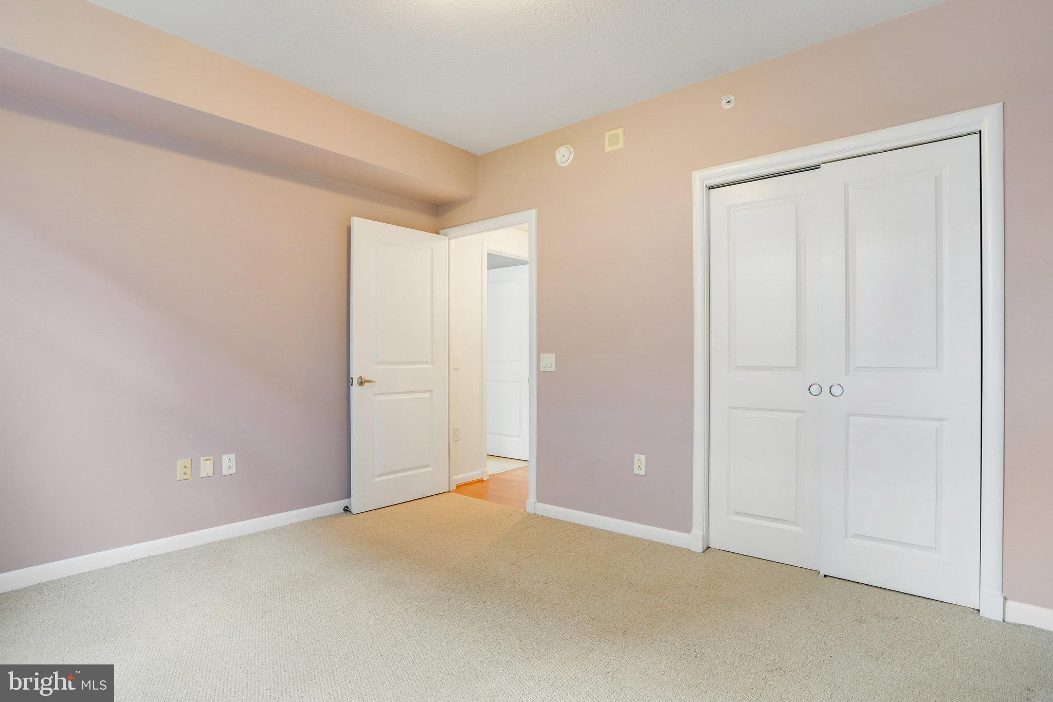 1021 N Garfield St #505