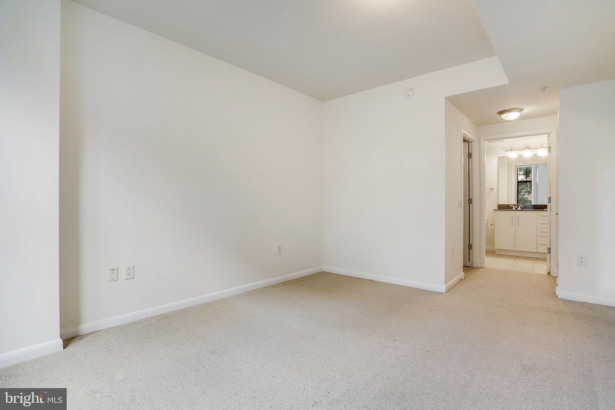 1021 N Garfield St #505