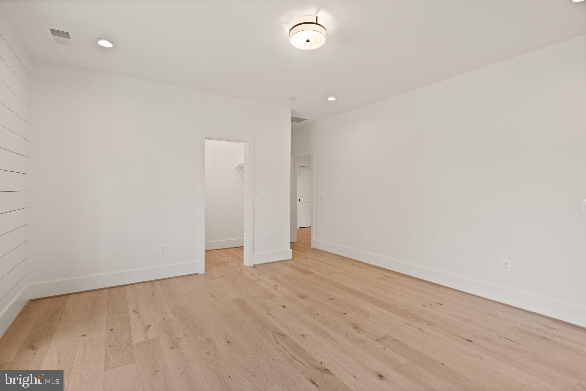 416 Windover AVENUE