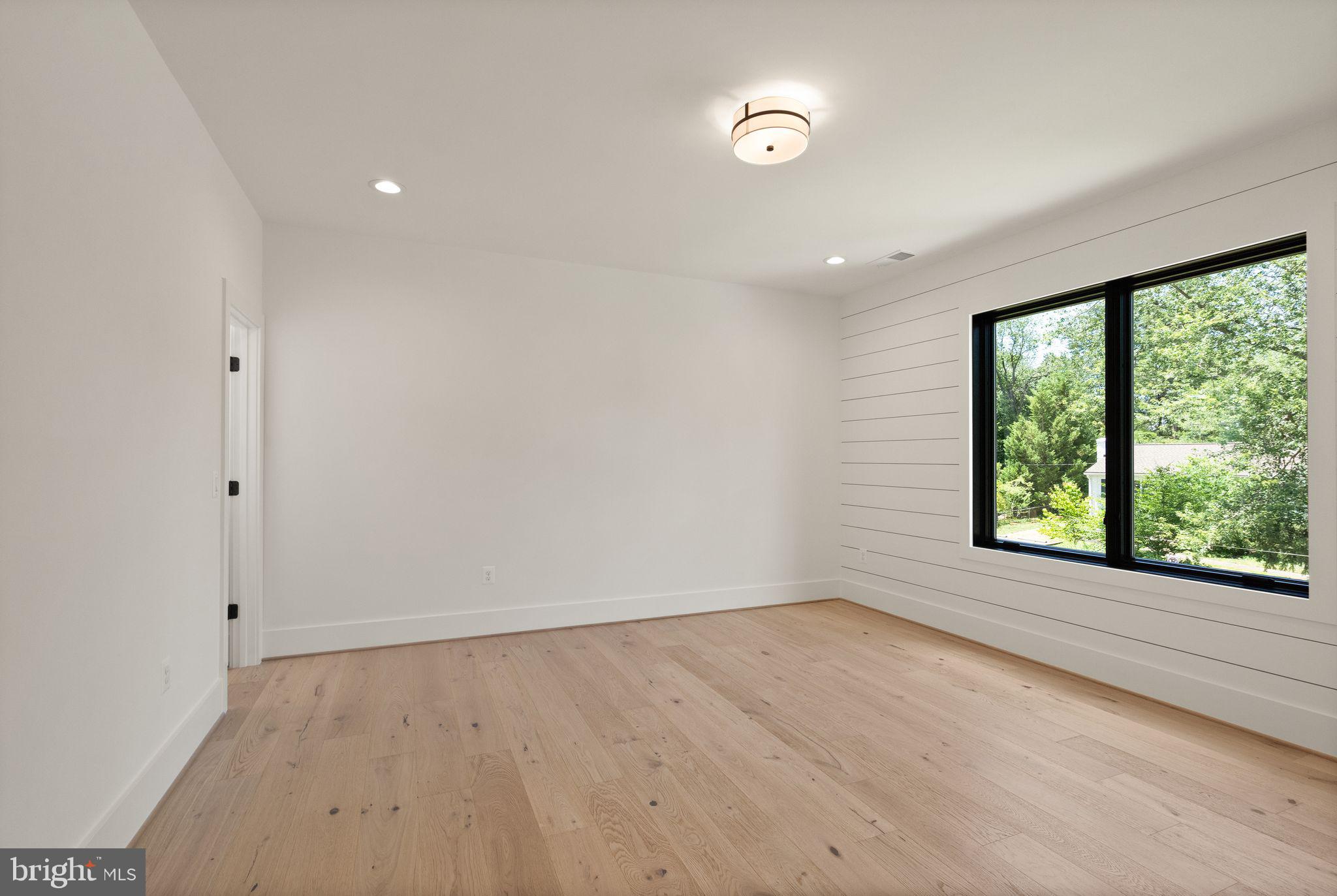 416 Windover AVENUE