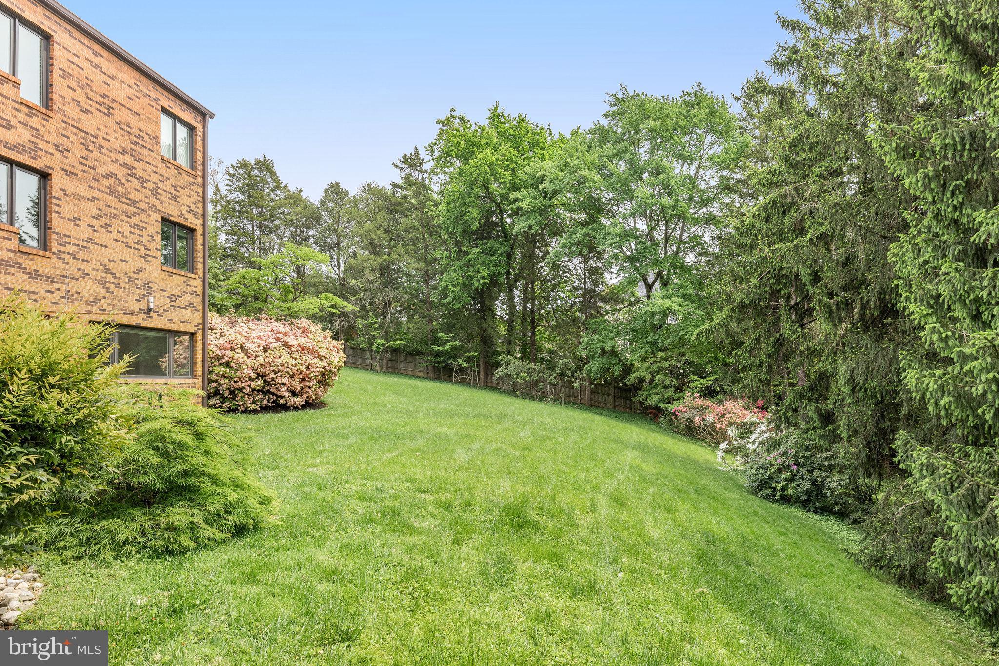 1355 Windy Hill Rd