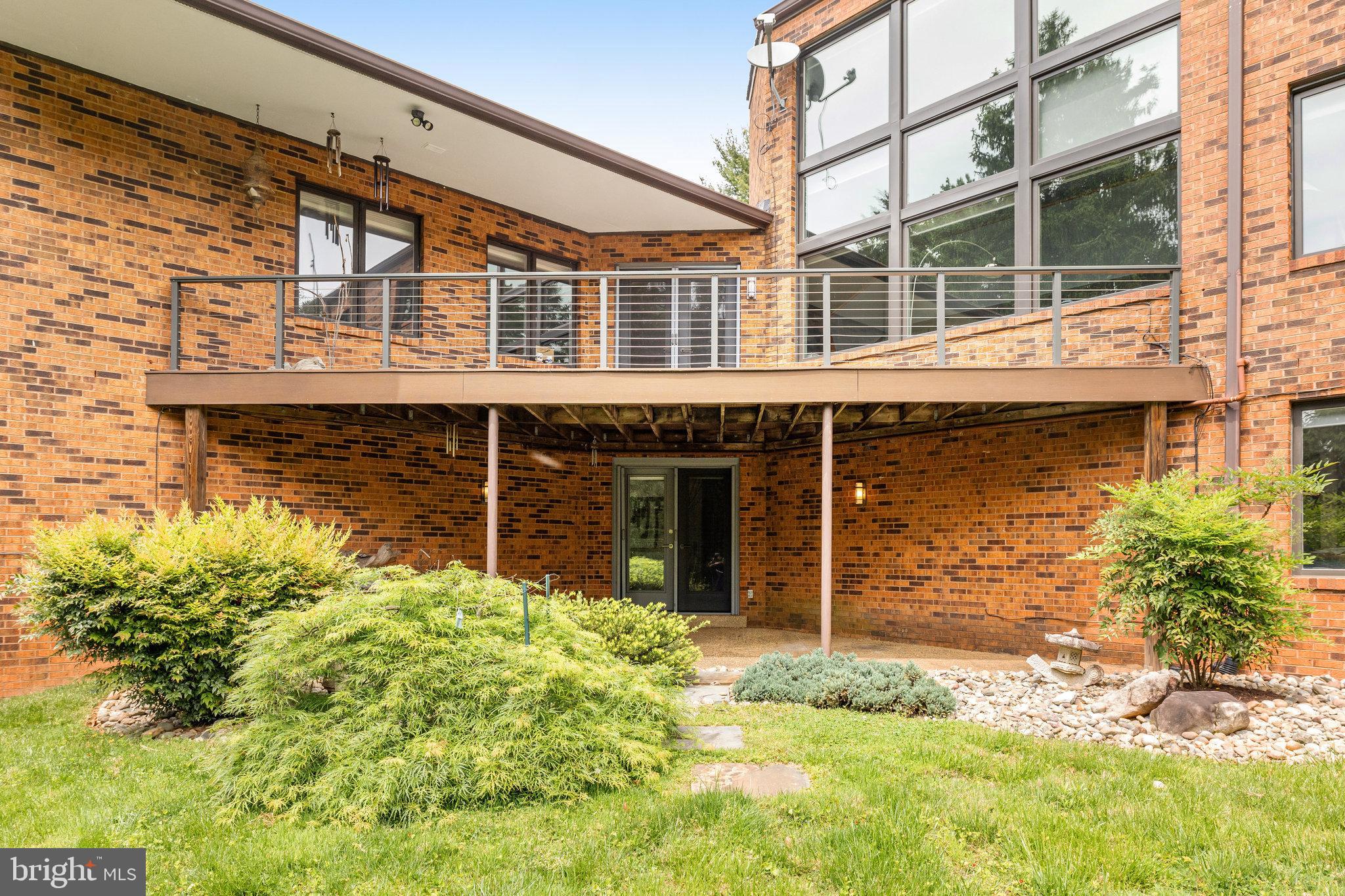 1355 Windy Hill Rd