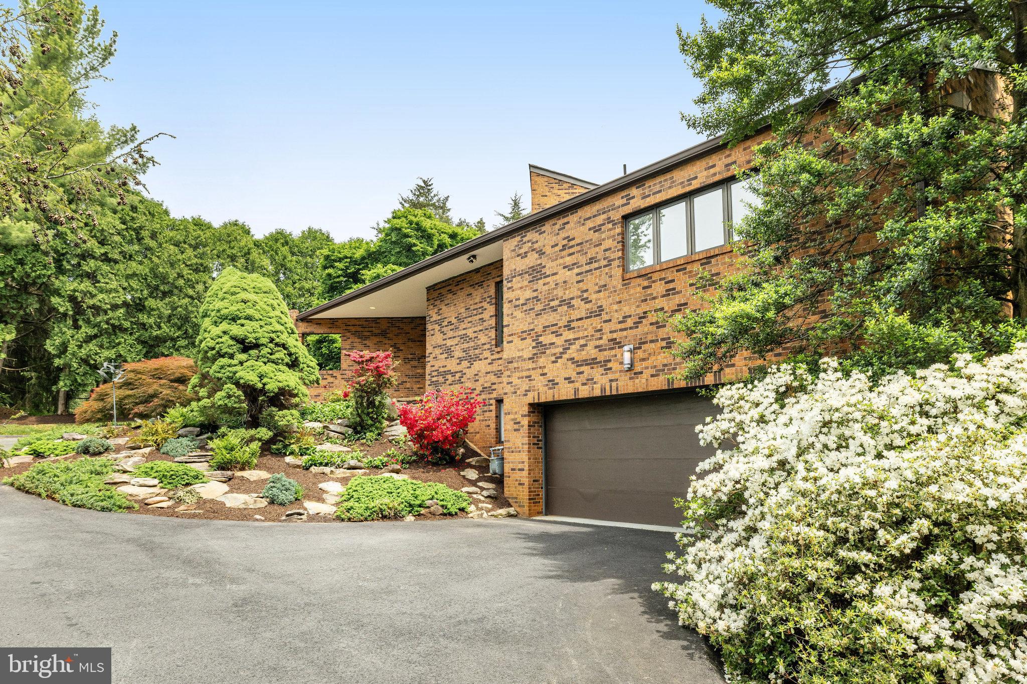 1355 Windy Hill Rd