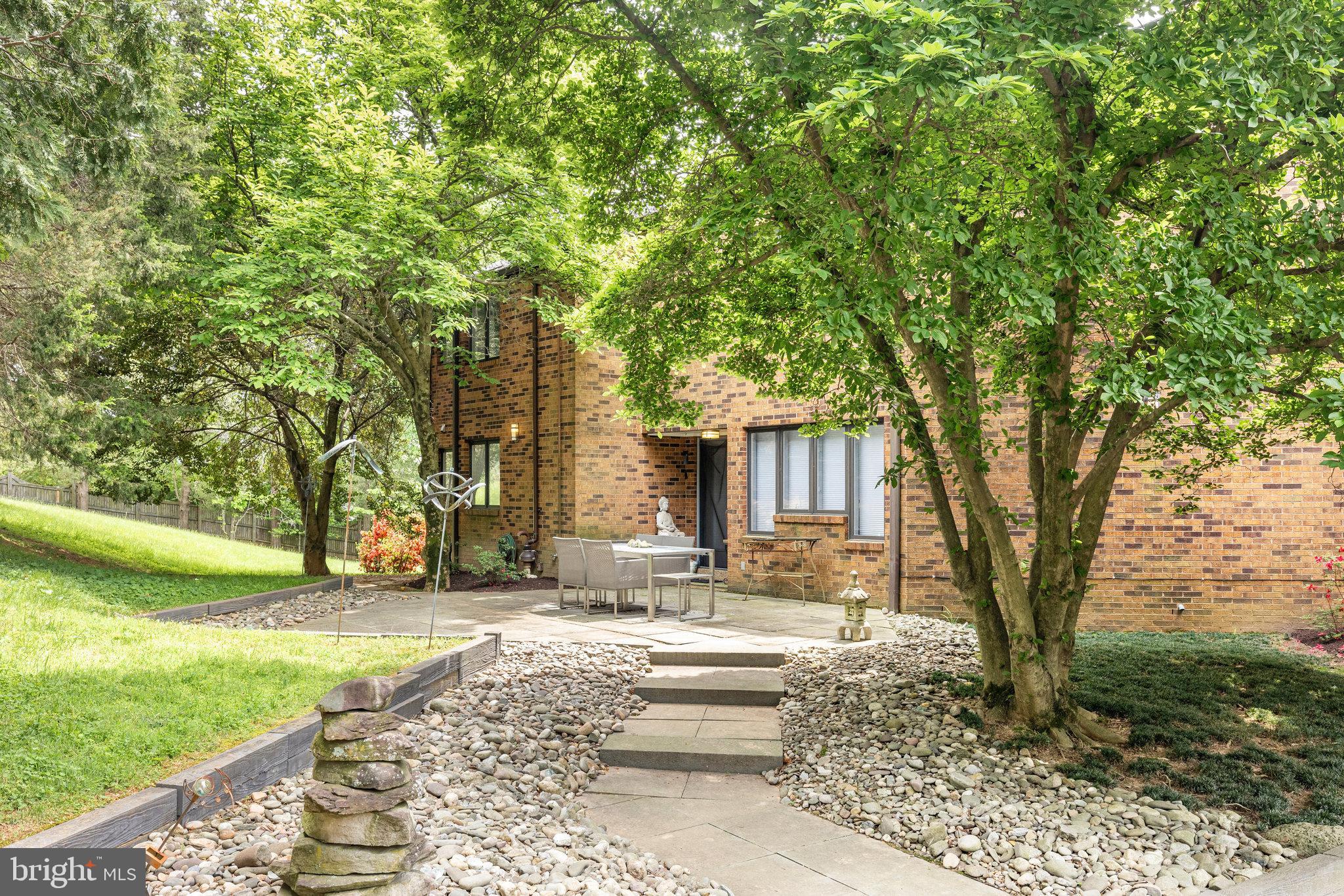 1355 Windy Hill Rd