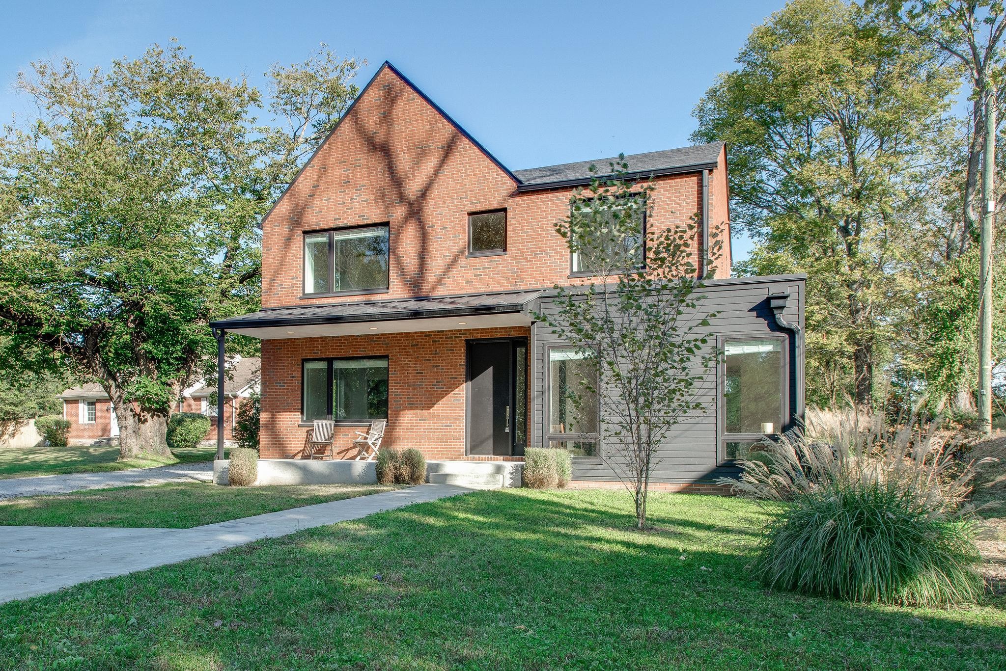 2211 Carter Ave