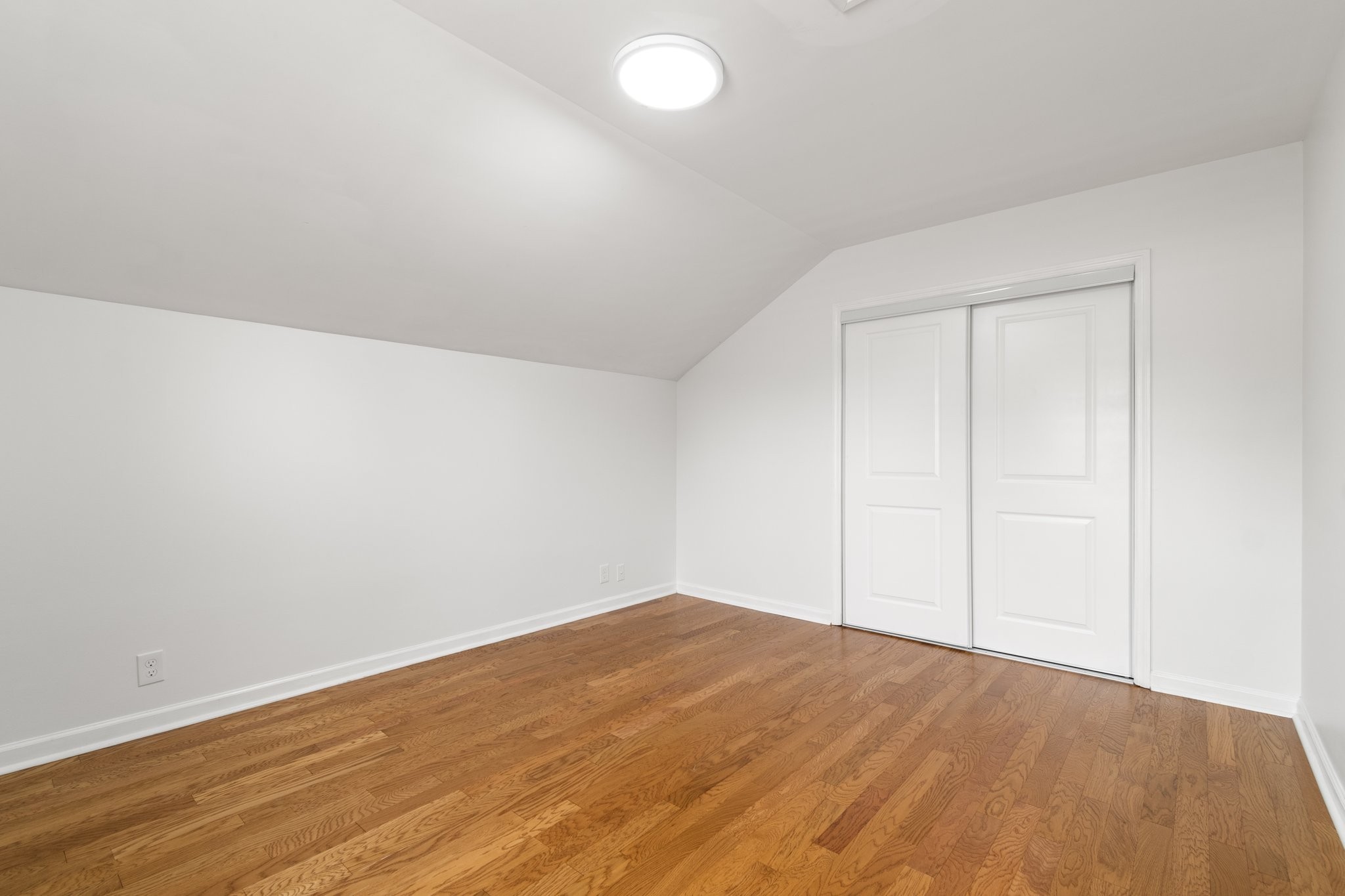 1406 Grandview Dr