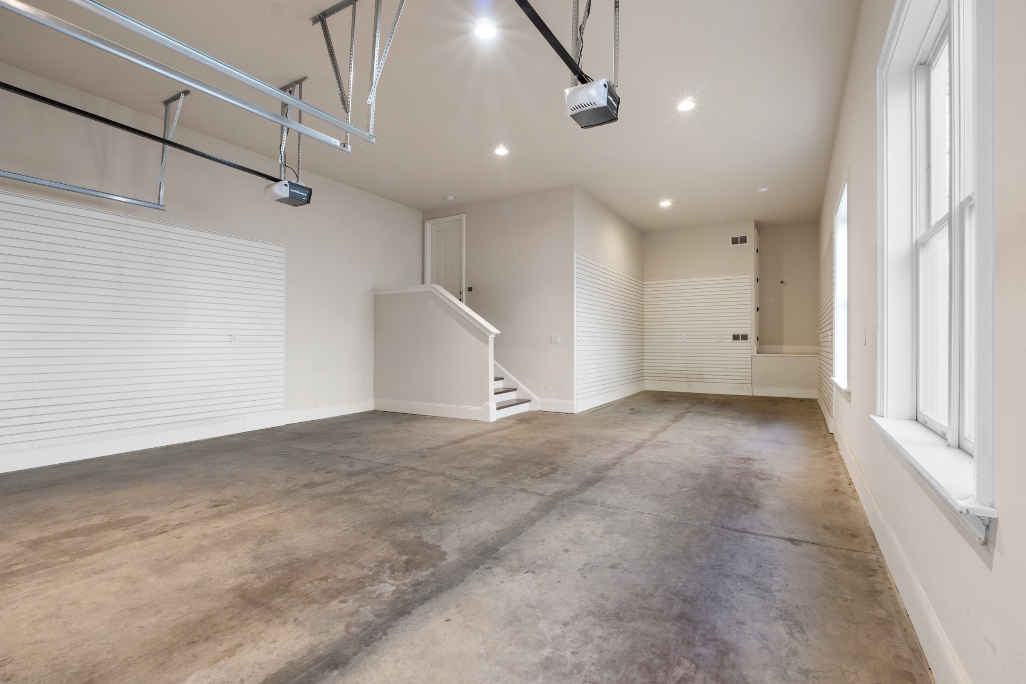 1435 Westhaven Blvd