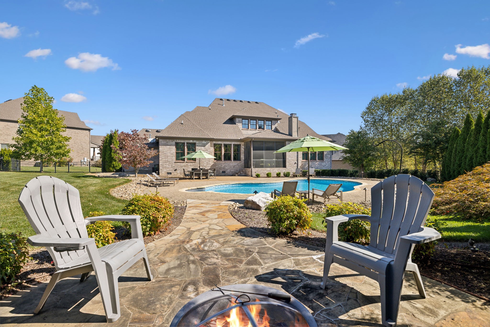 1841 Tiverton Pl