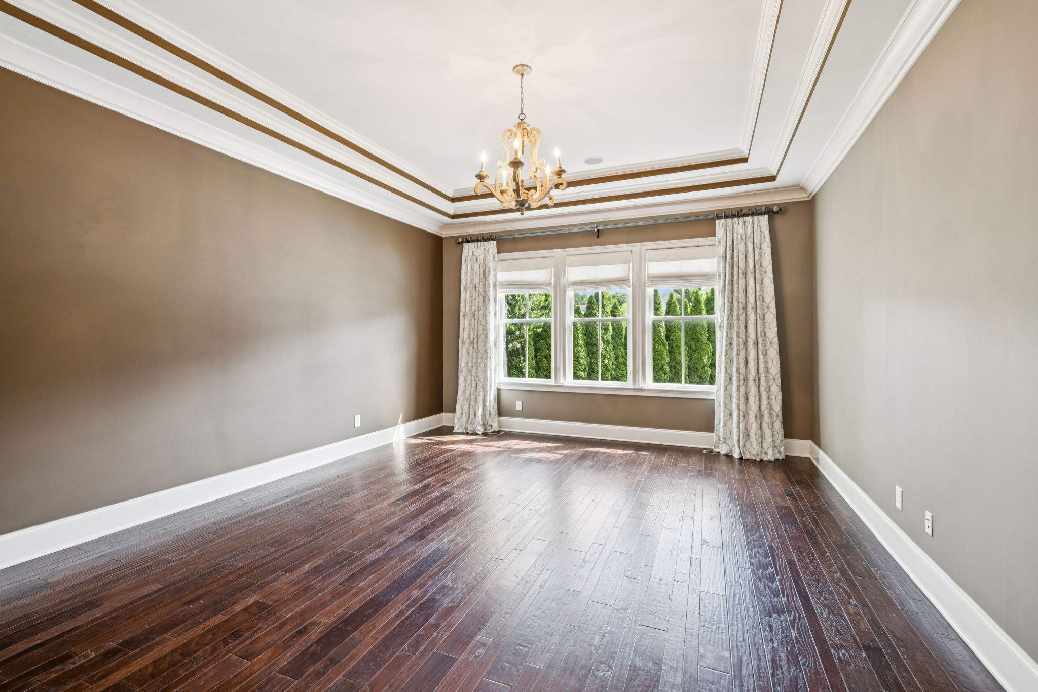 1841 Tiverton Pl