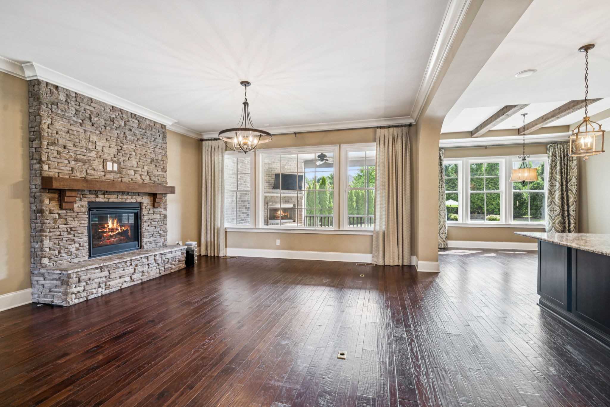 1841 Tiverton Pl