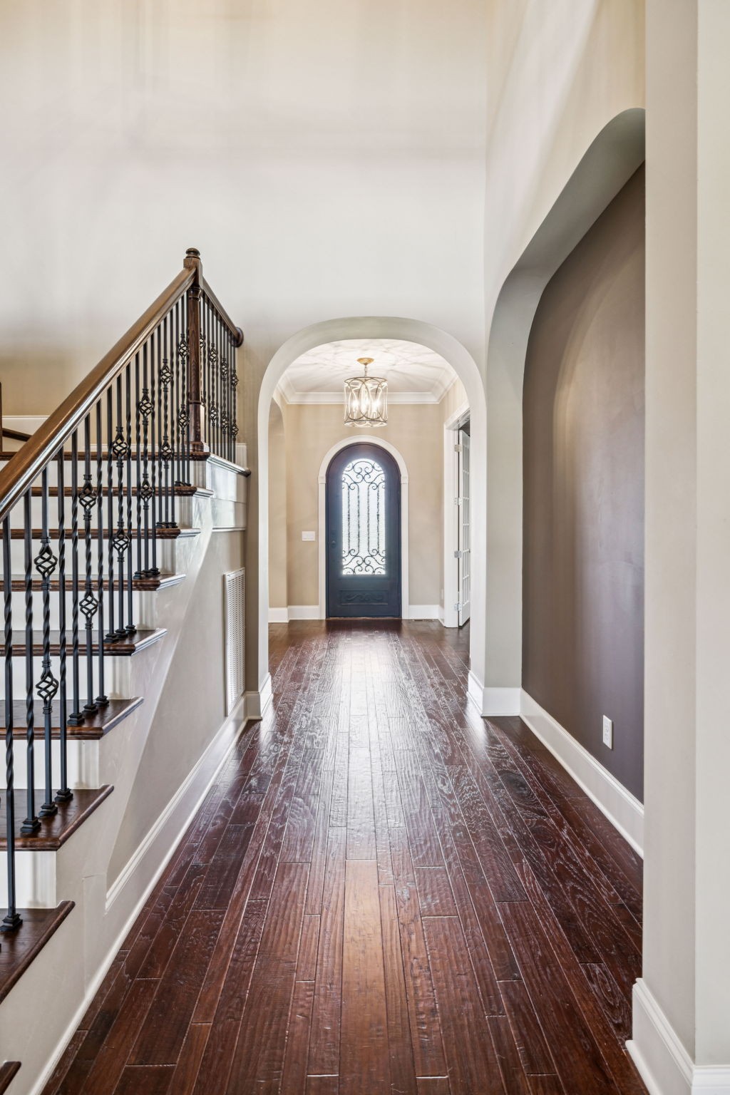 1841 Tiverton Pl