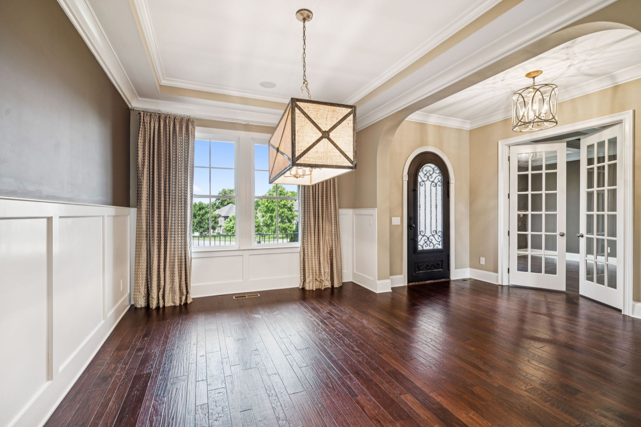 1841 Tiverton Pl