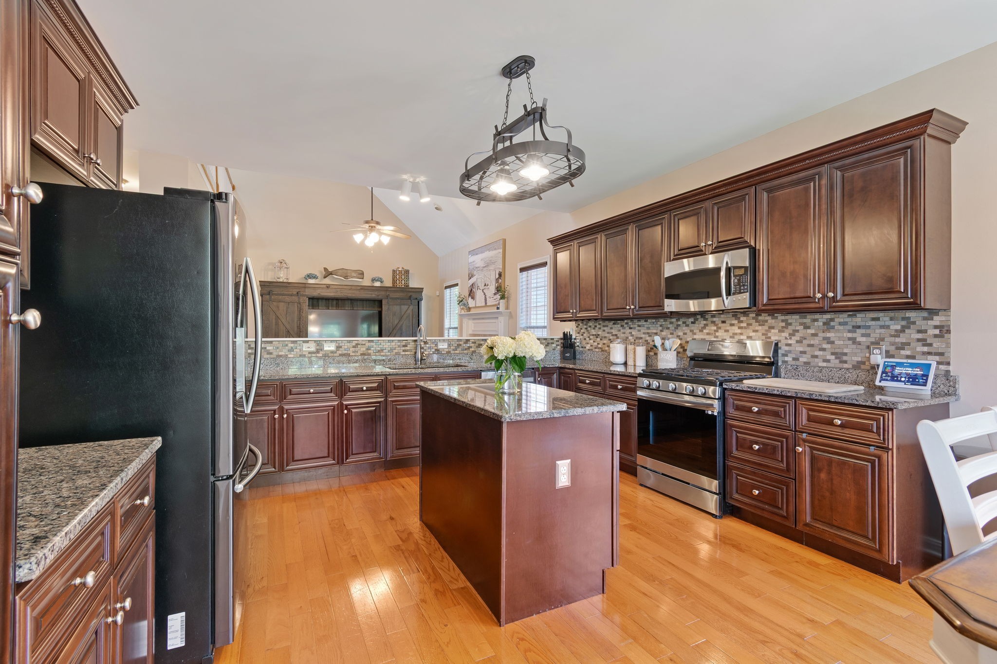 5604 Cedar Rock Dr