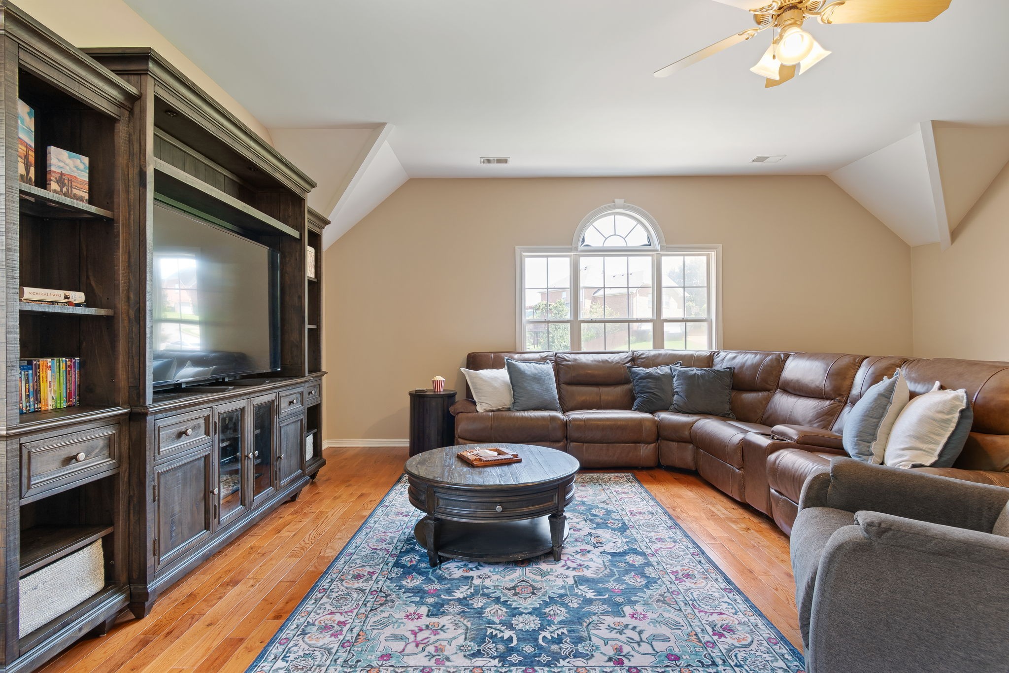5604 Cedar Rock Dr