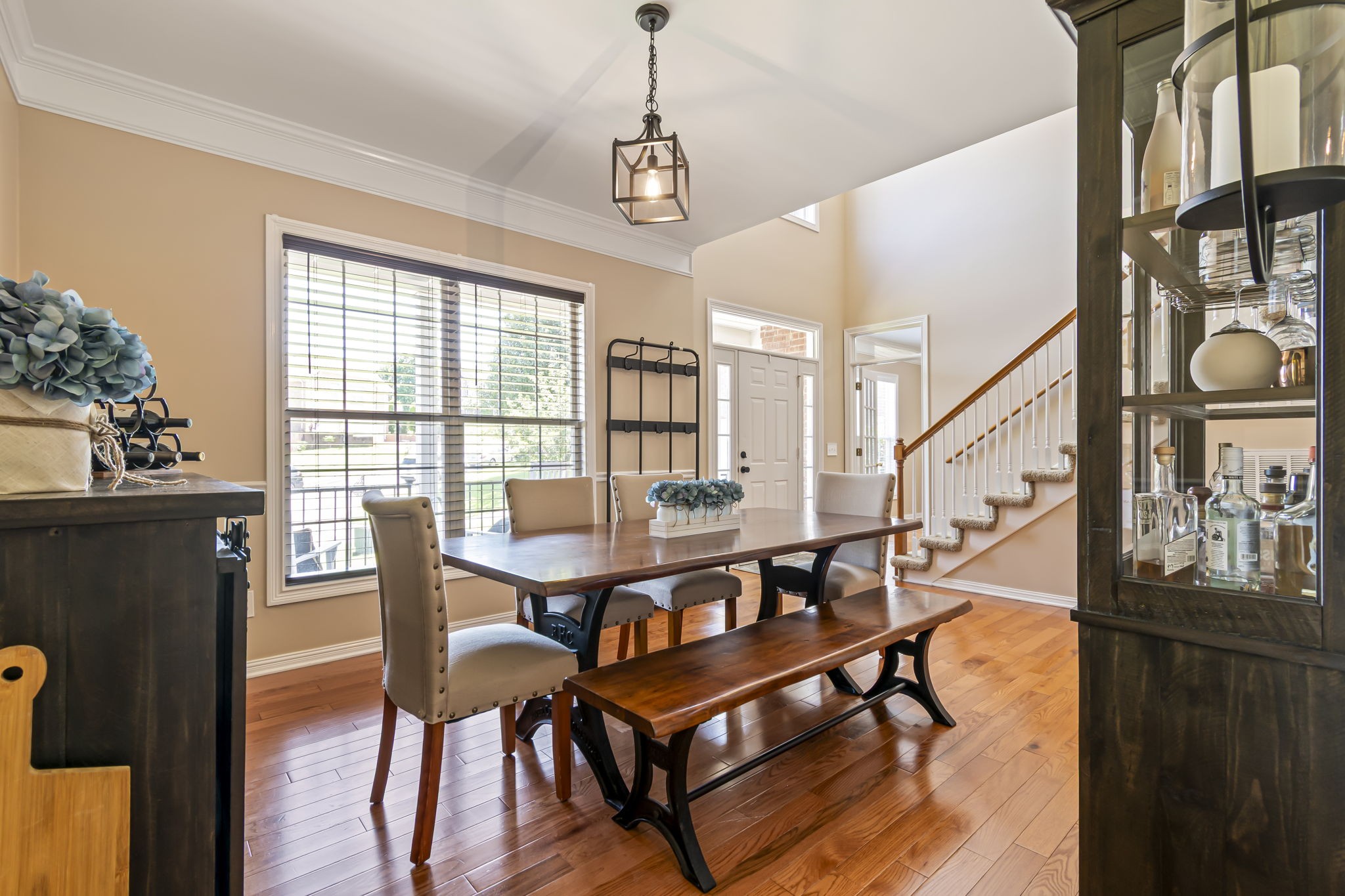 5604 Cedar Rock Dr