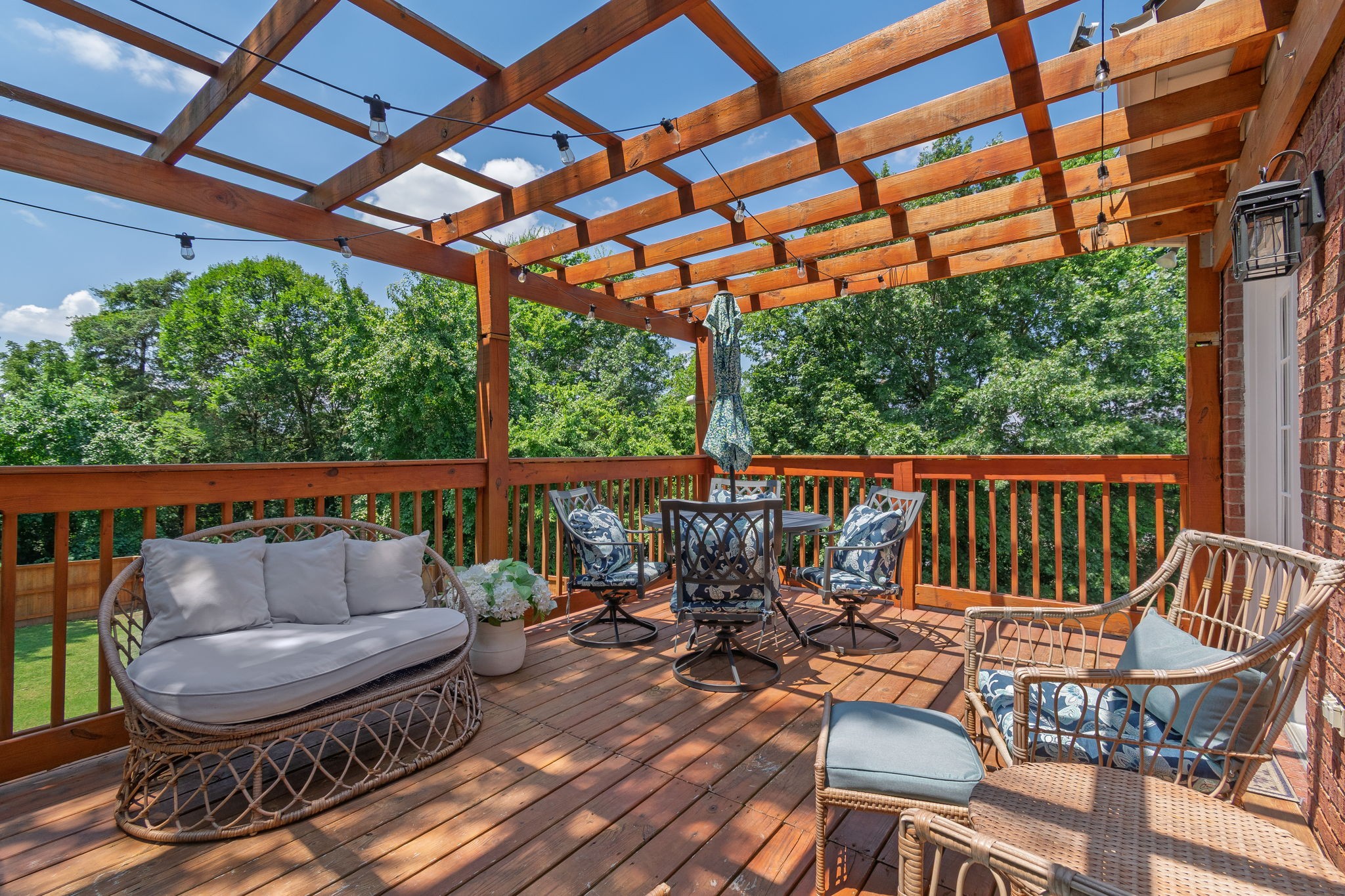 5604 Cedar Rock Dr