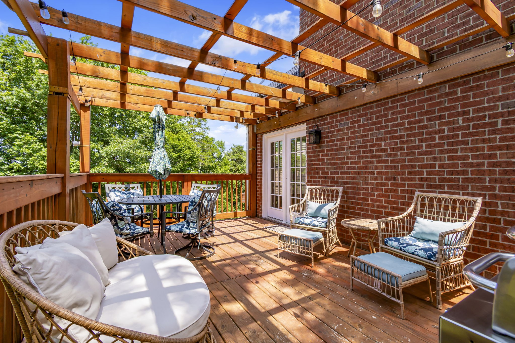 5604 Cedar Rock Dr