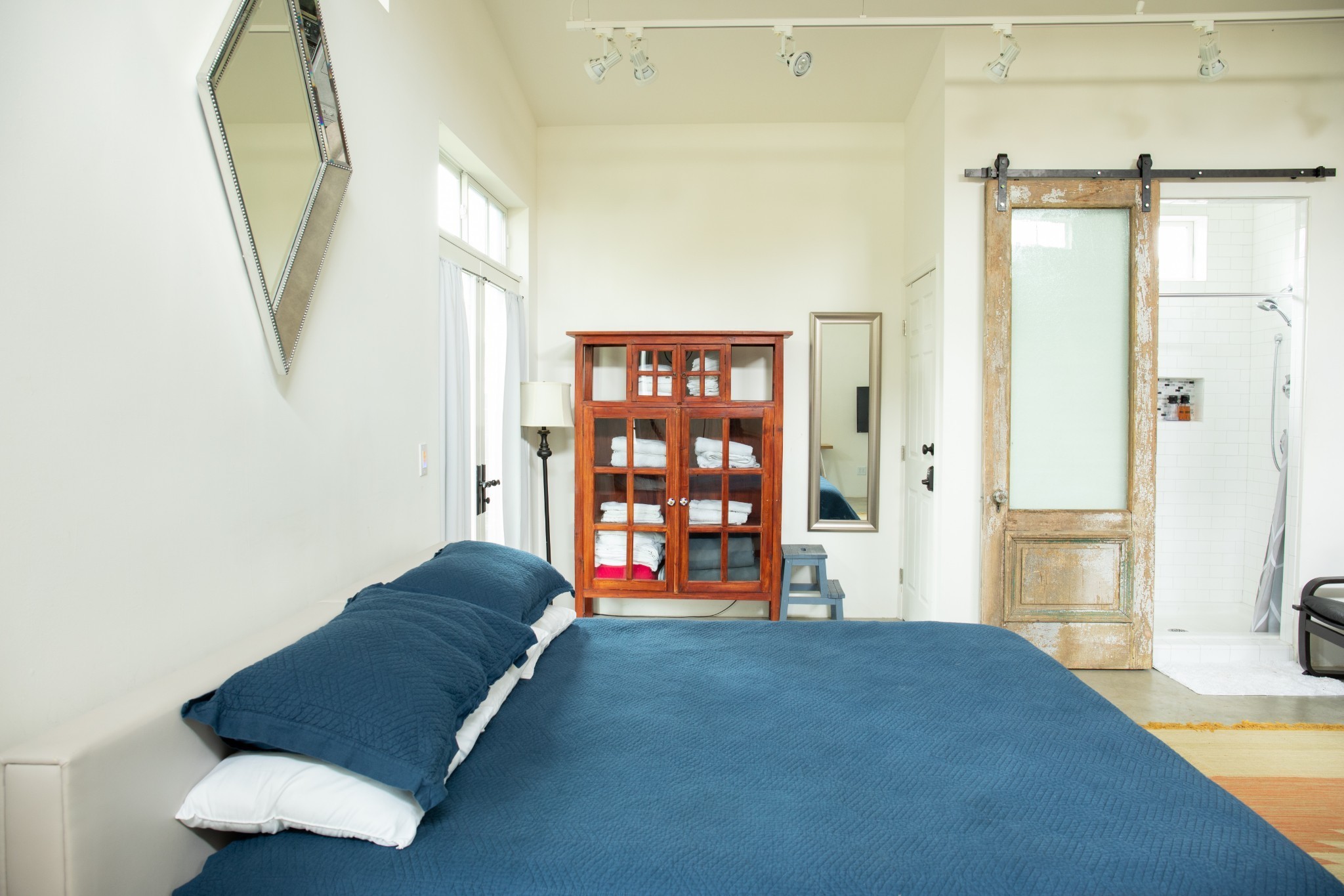 227 Carden Ave Unit: B