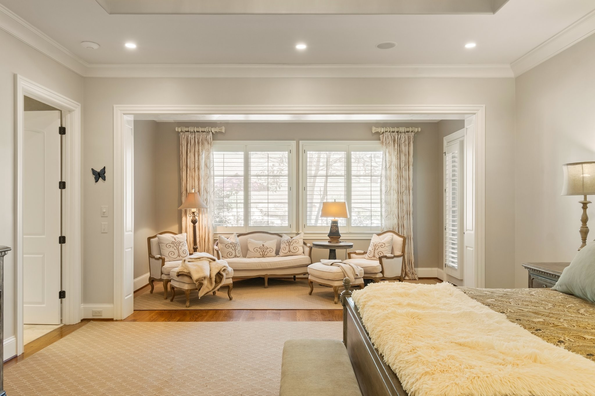 340 White Swans Crossing