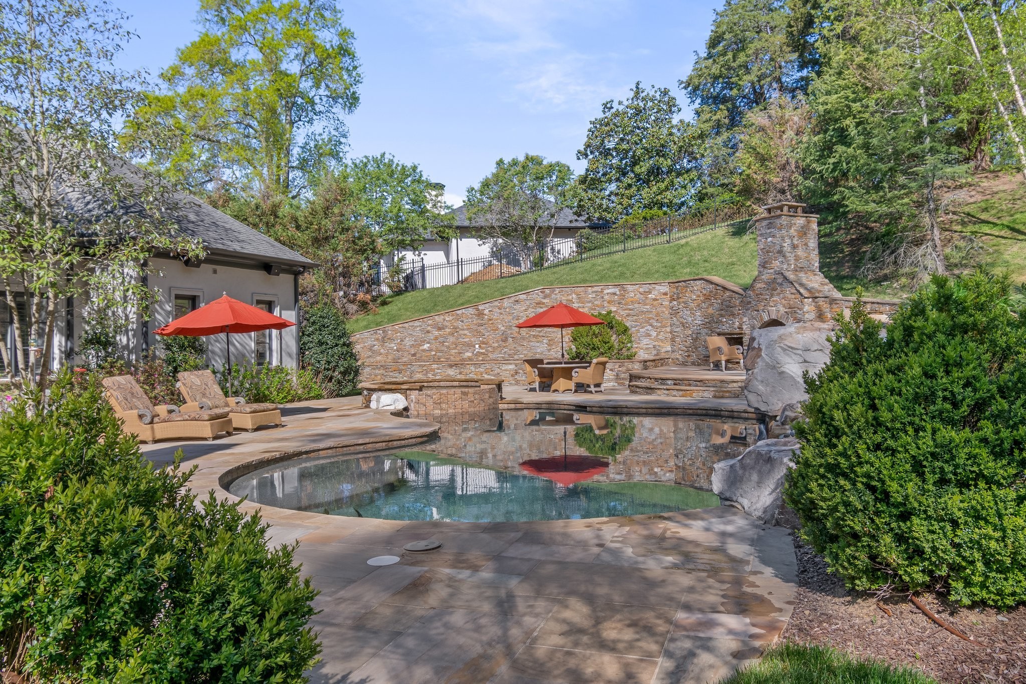 340 White Swans Crossing