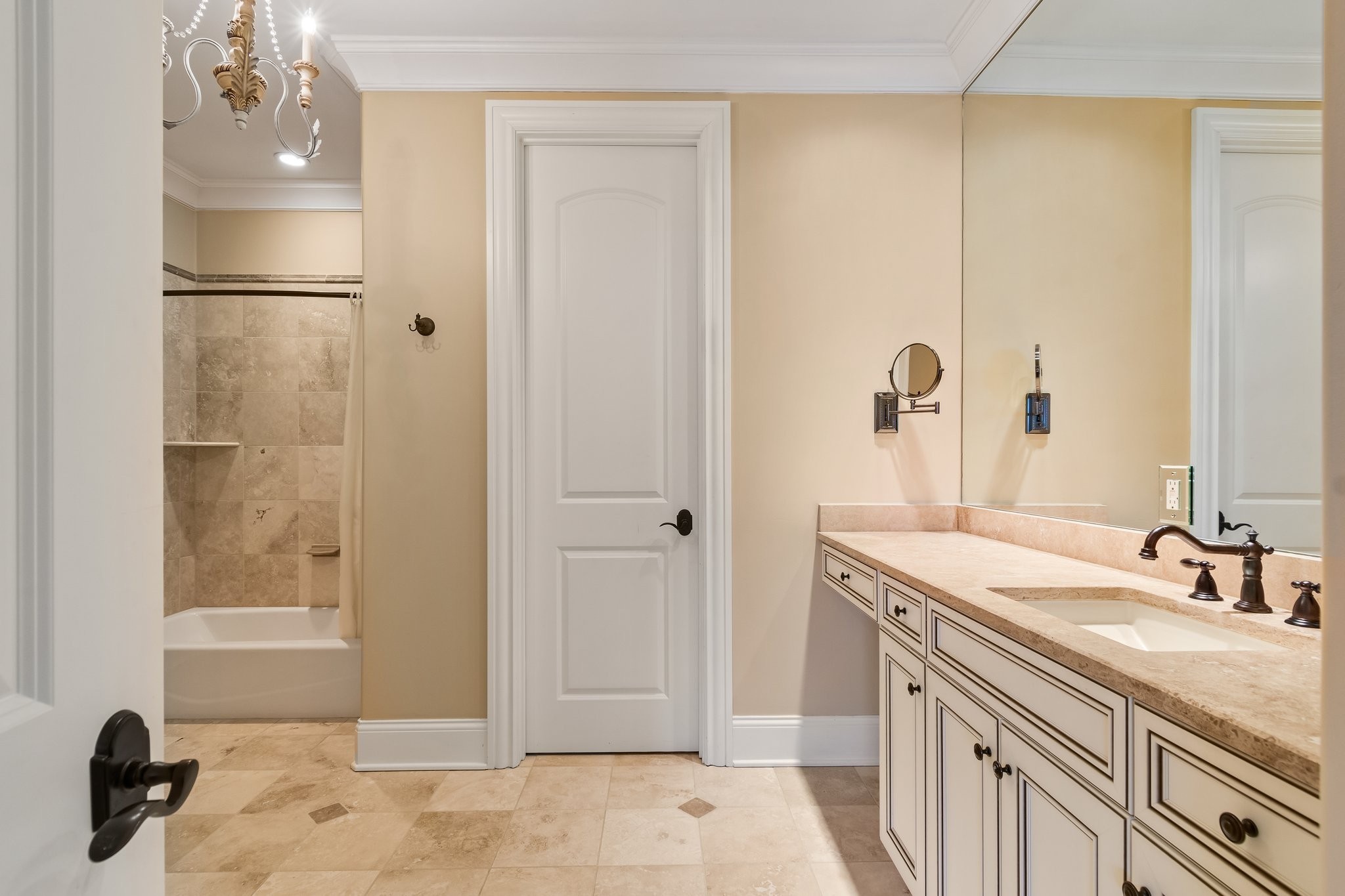 340 White Swans Crossing