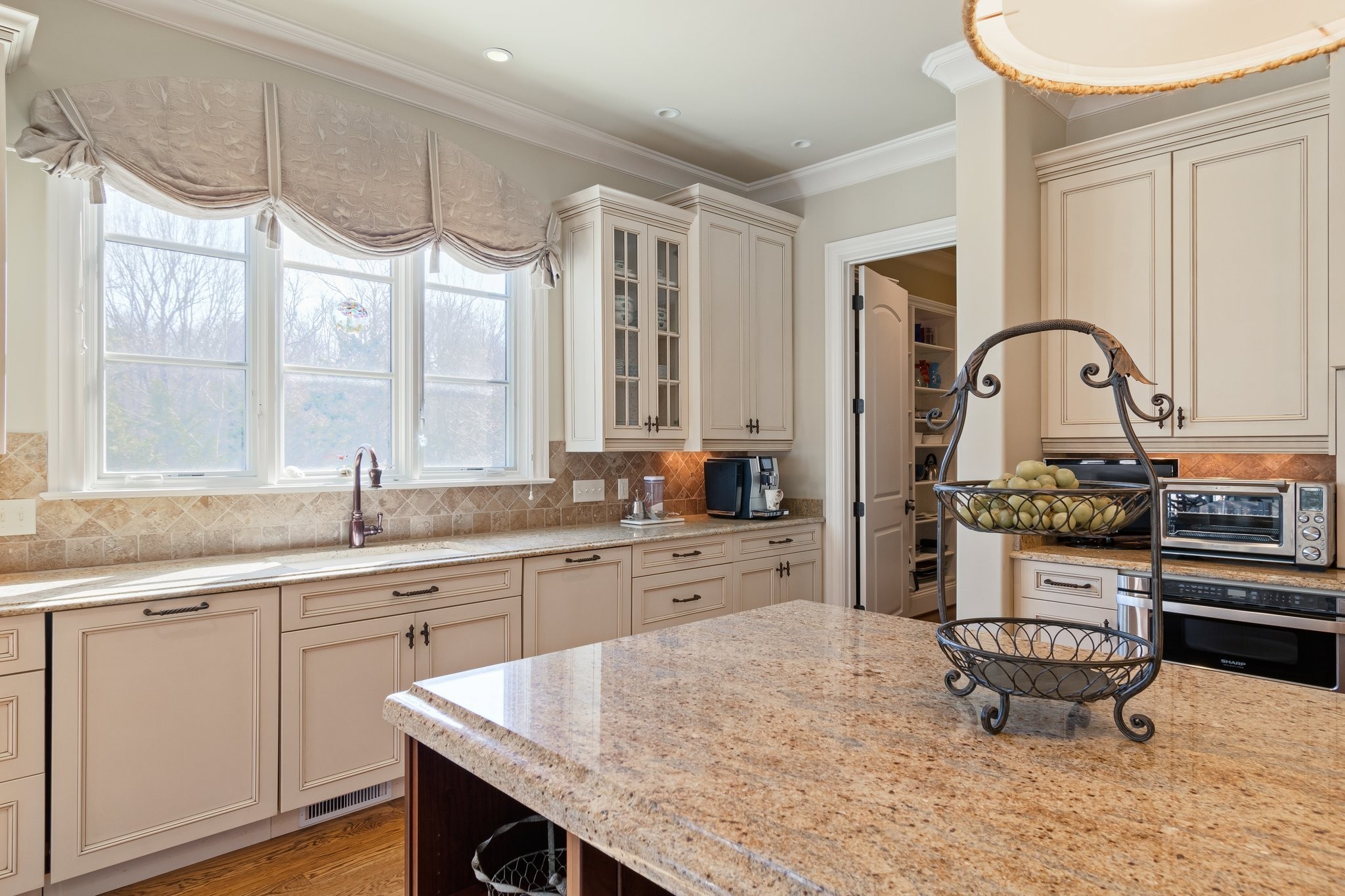 340 White Swans Crossing