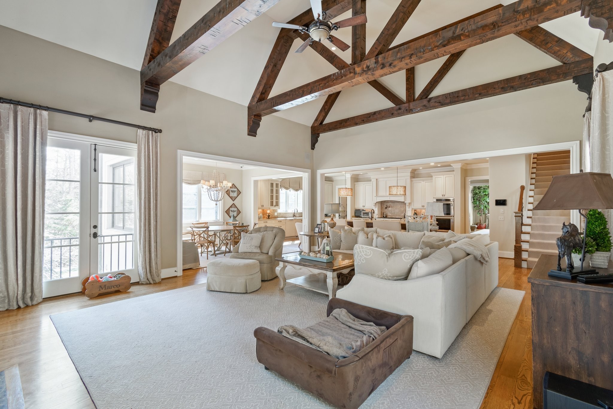 340 White Swans Crossing