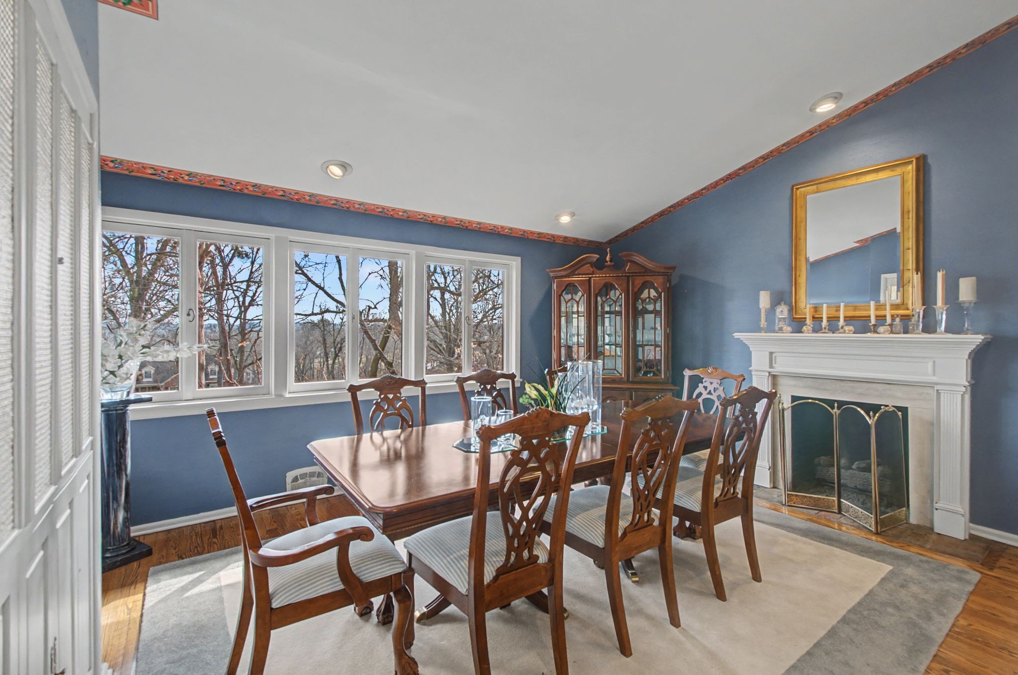 6002 Hickory Valley Rd