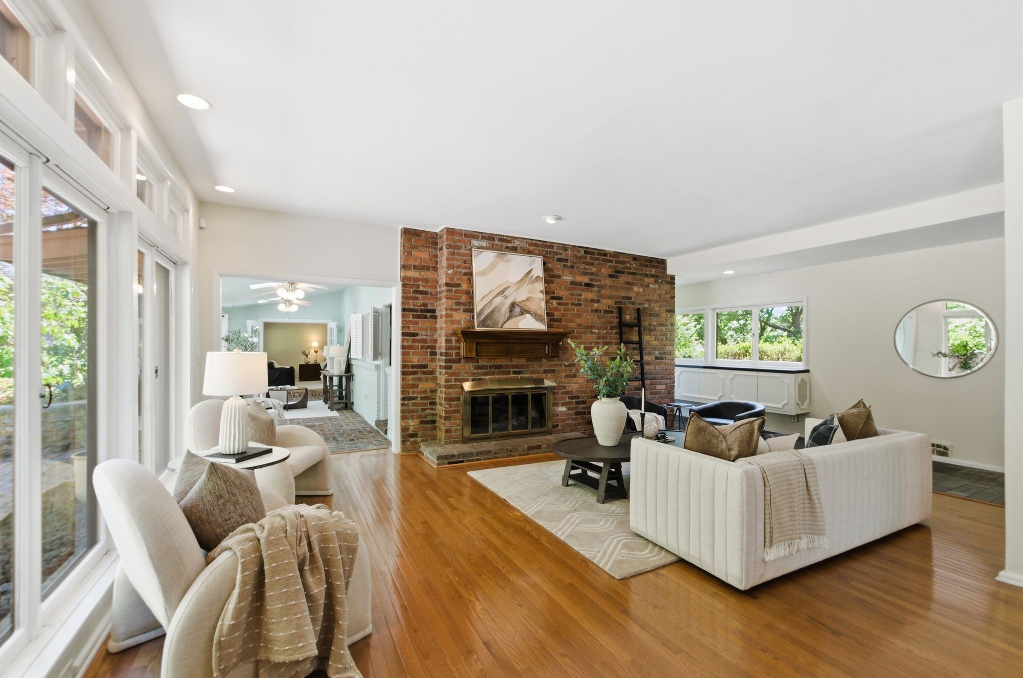 6002 Hickory Valley Rd