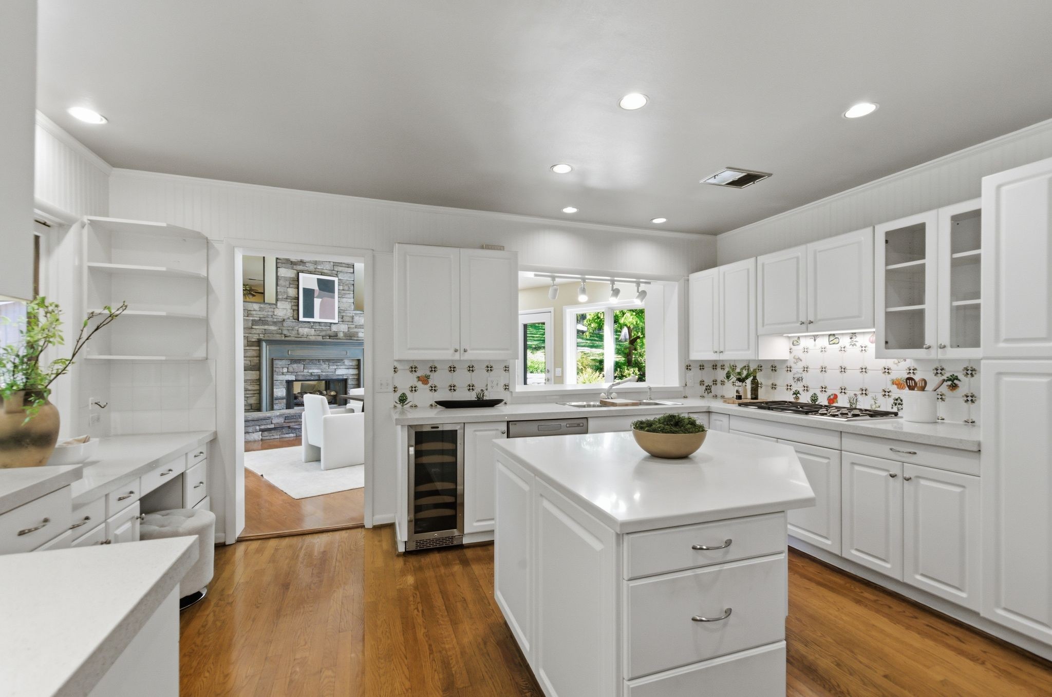 6002 Hickory Valley Rd