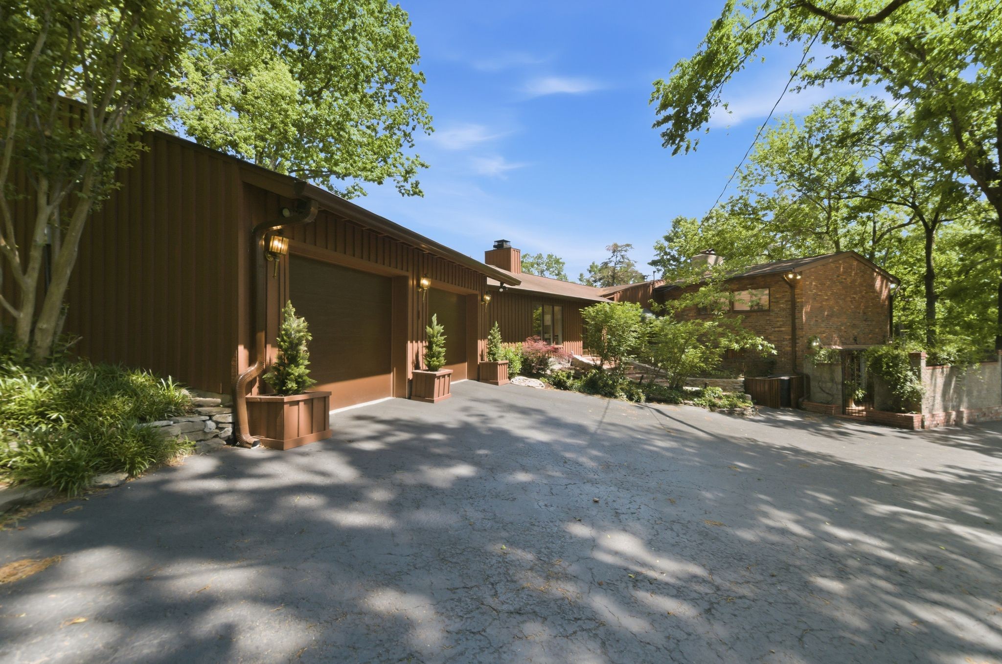 6002 Hickory Valley Rd