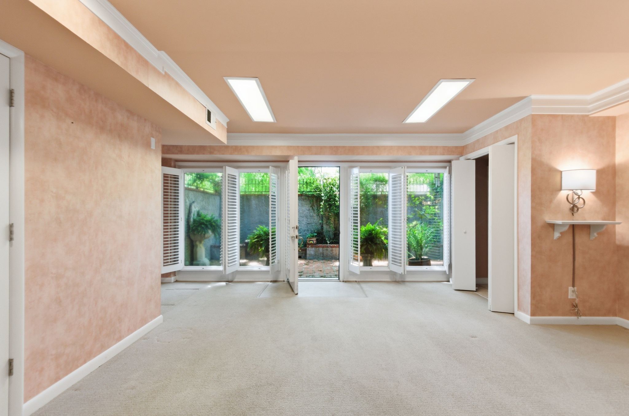 6002 Hickory Valley Rd