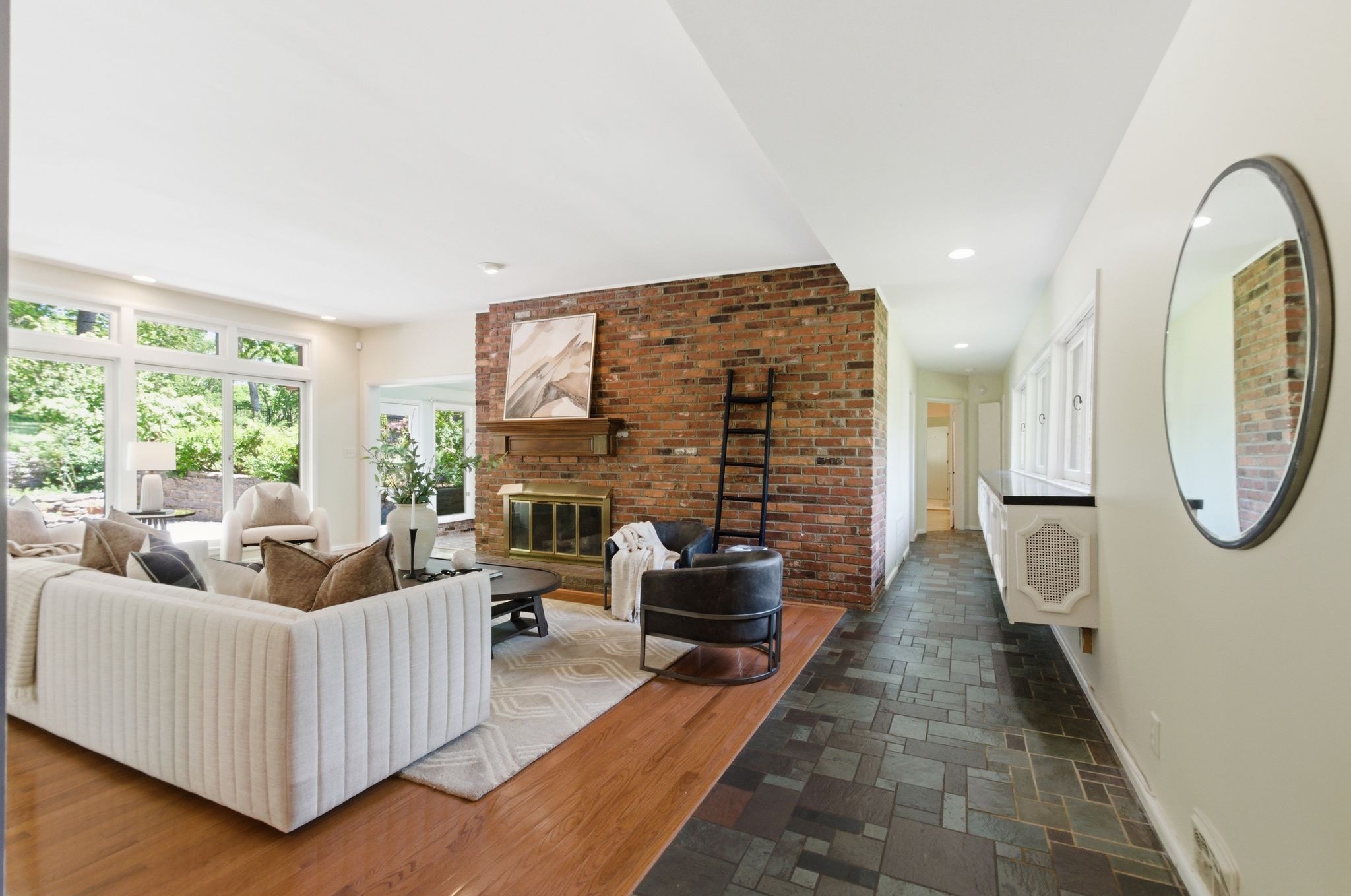 6002 Hickory Valley Rd