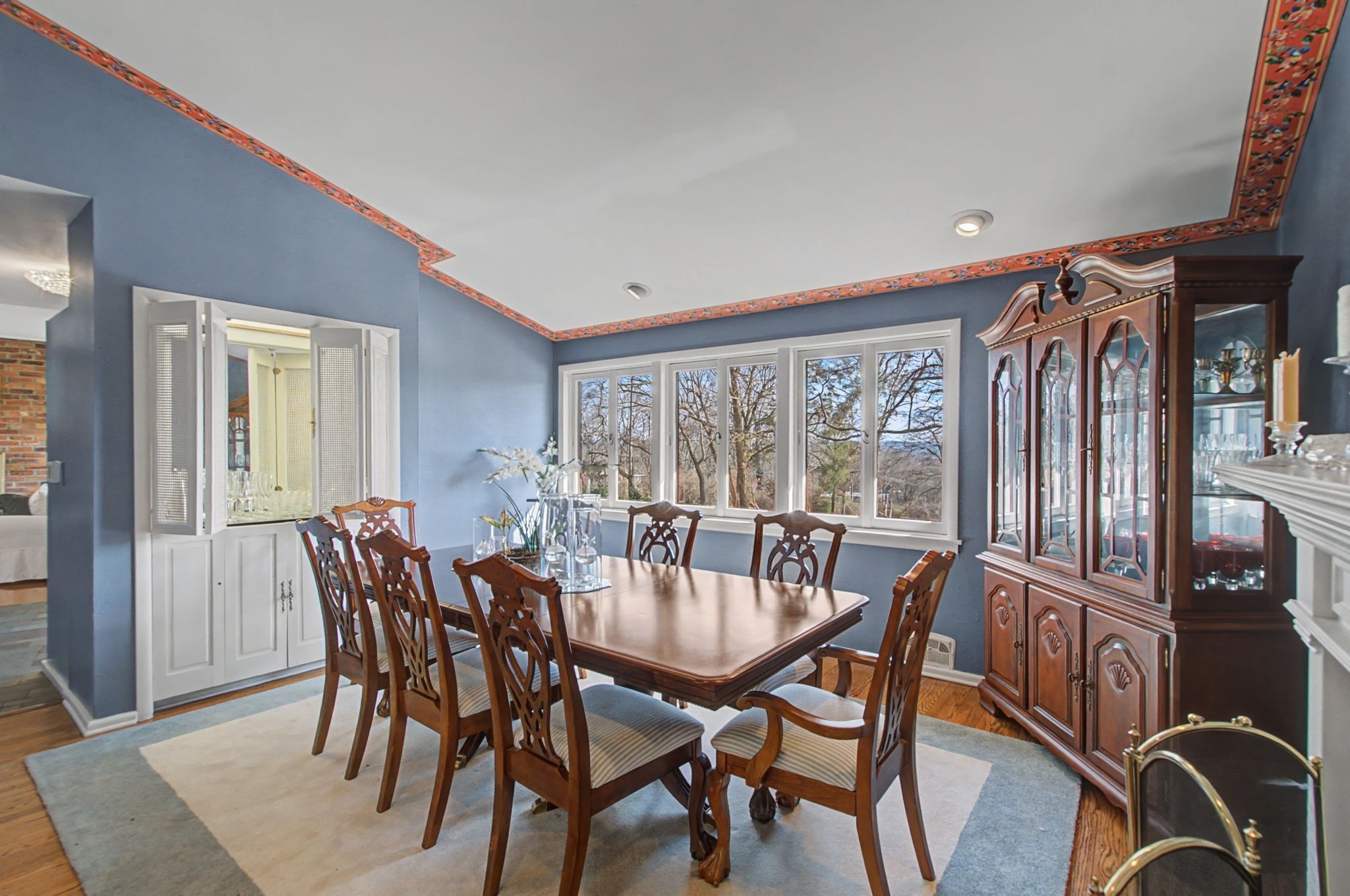 6002 Hickory Valley Rd