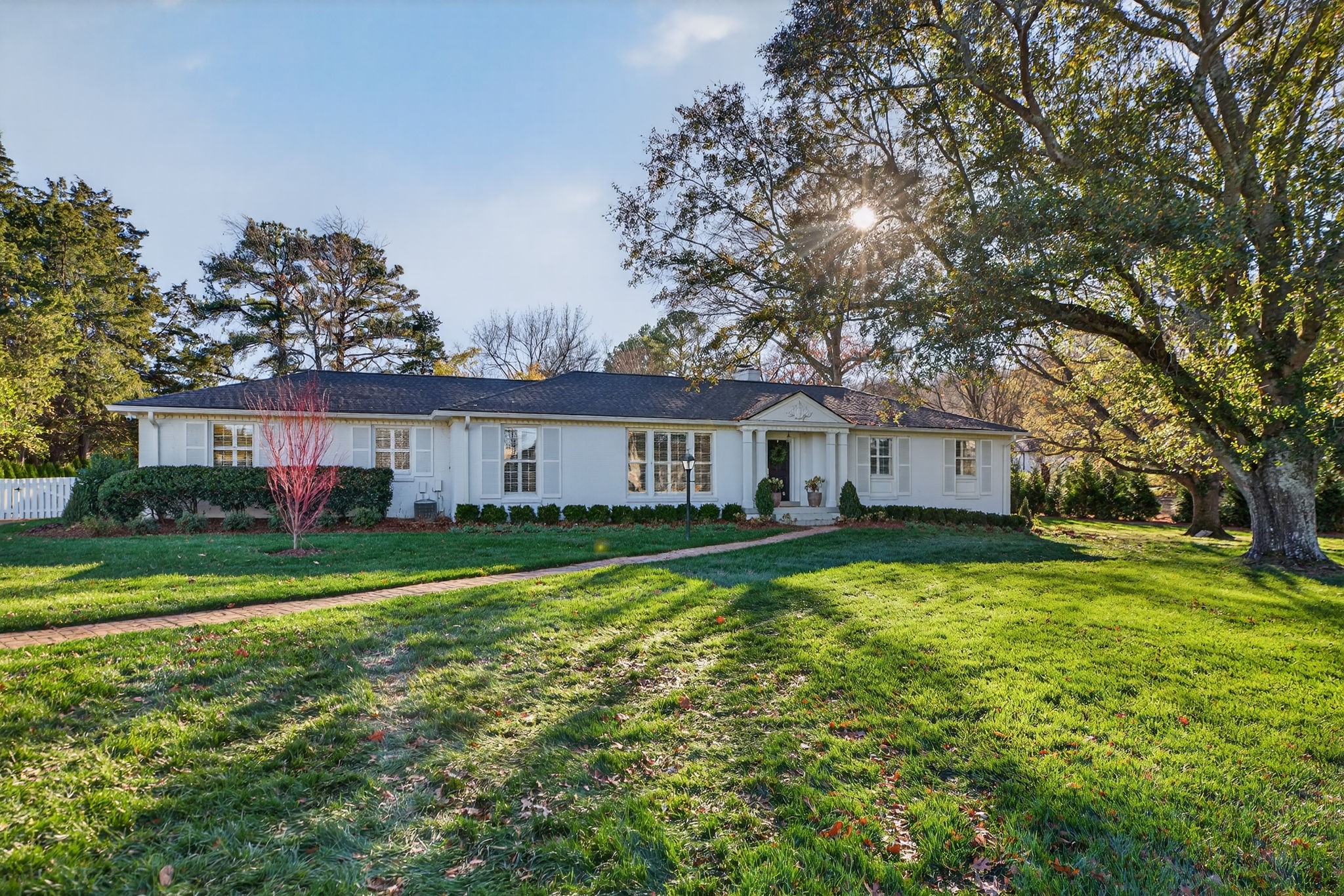 1209 Tyne Blvd