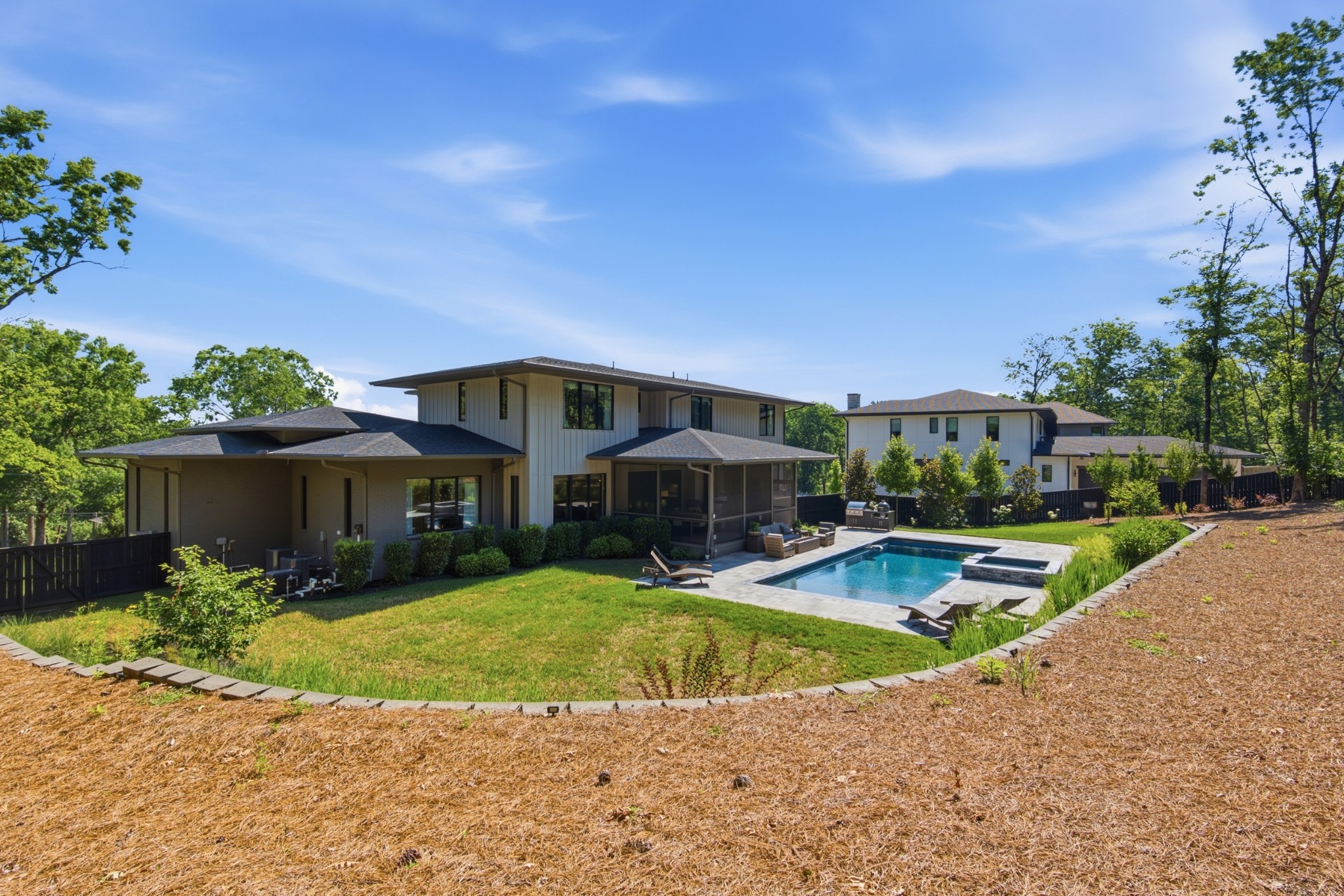 1109 Sparta Rd