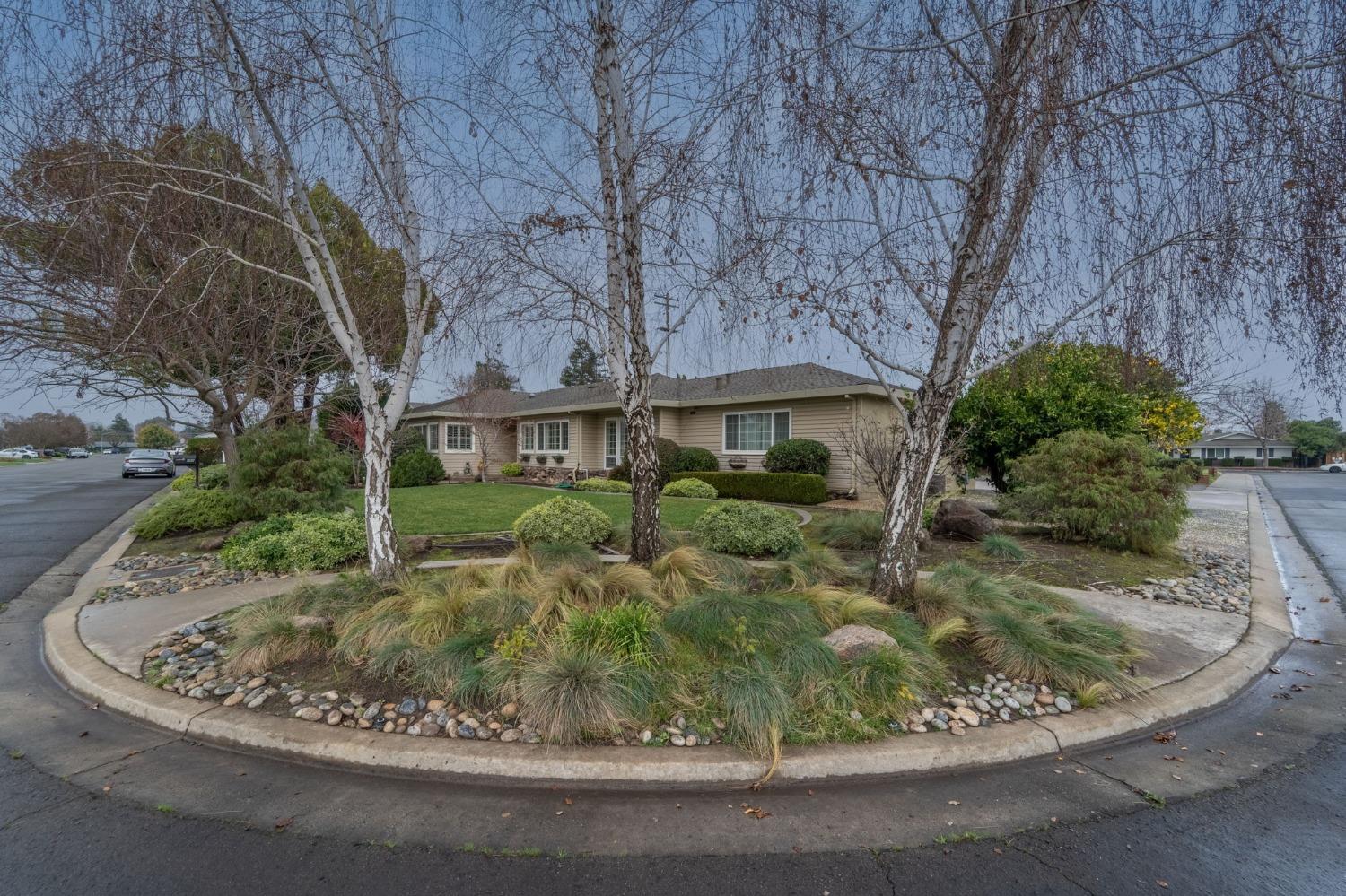 3037 Fredricksburg Way