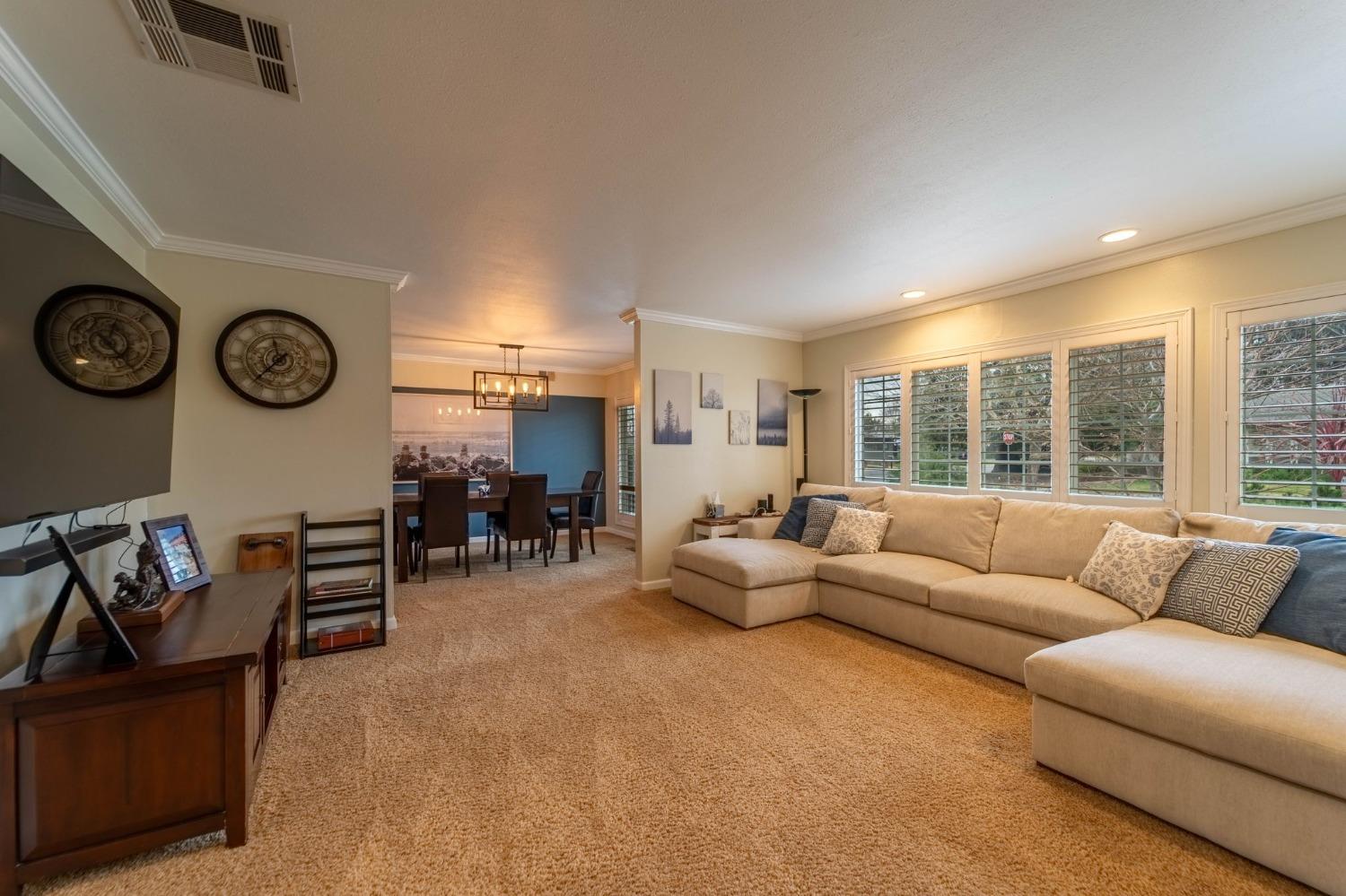 3037 Fredricksburg Way