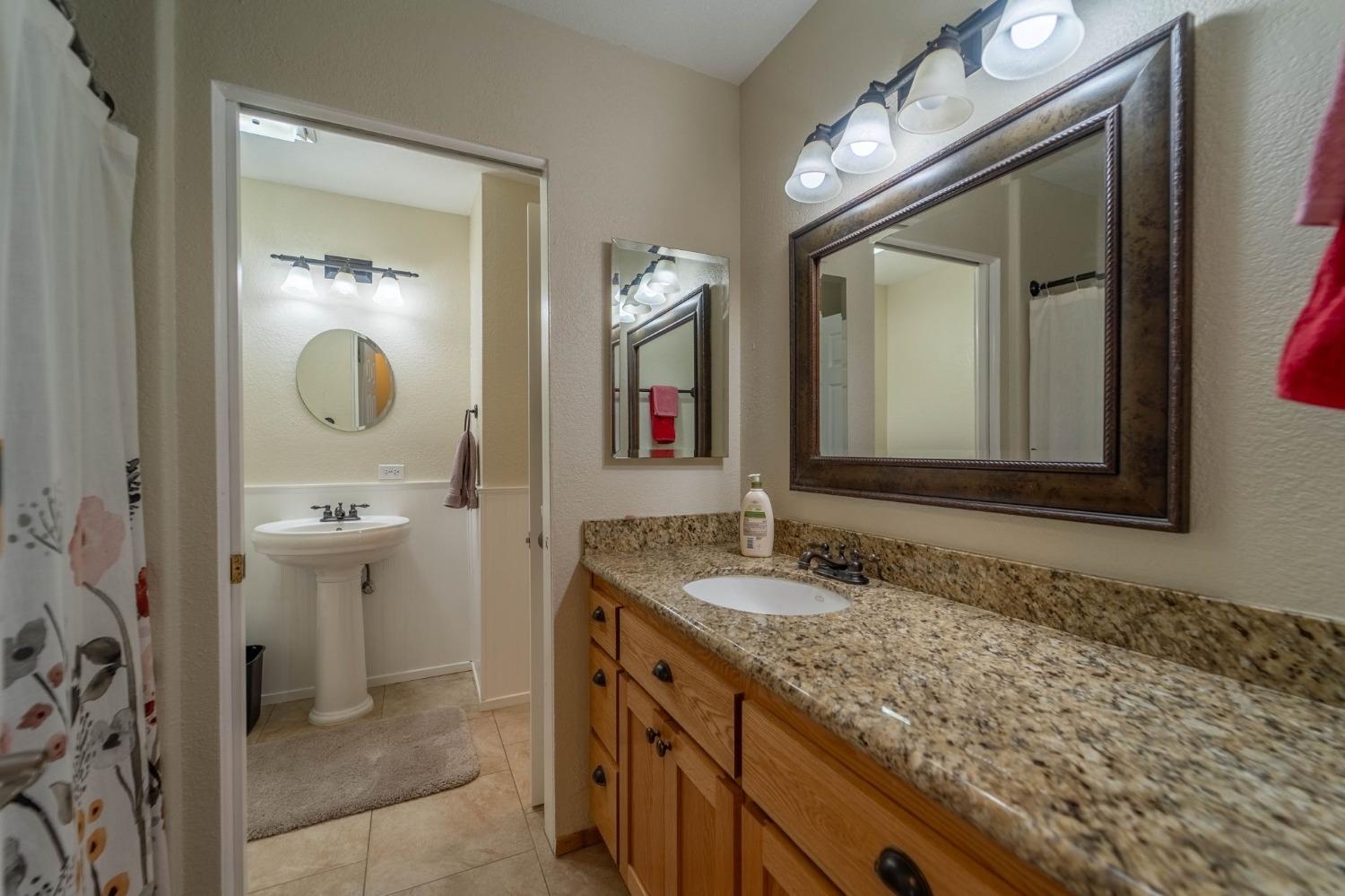 3037 Fredricksburg Way