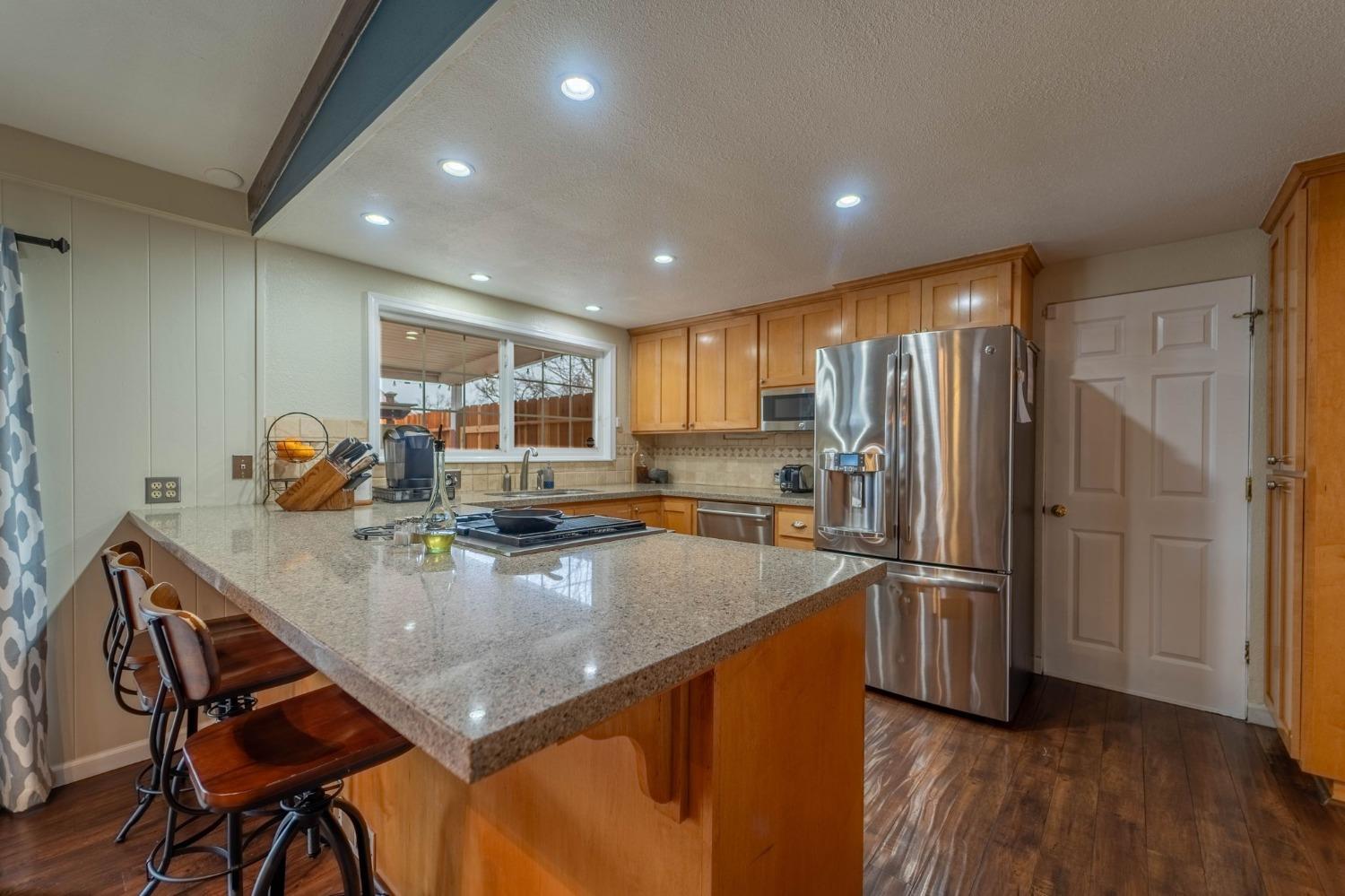 3037 Fredricksburg Way