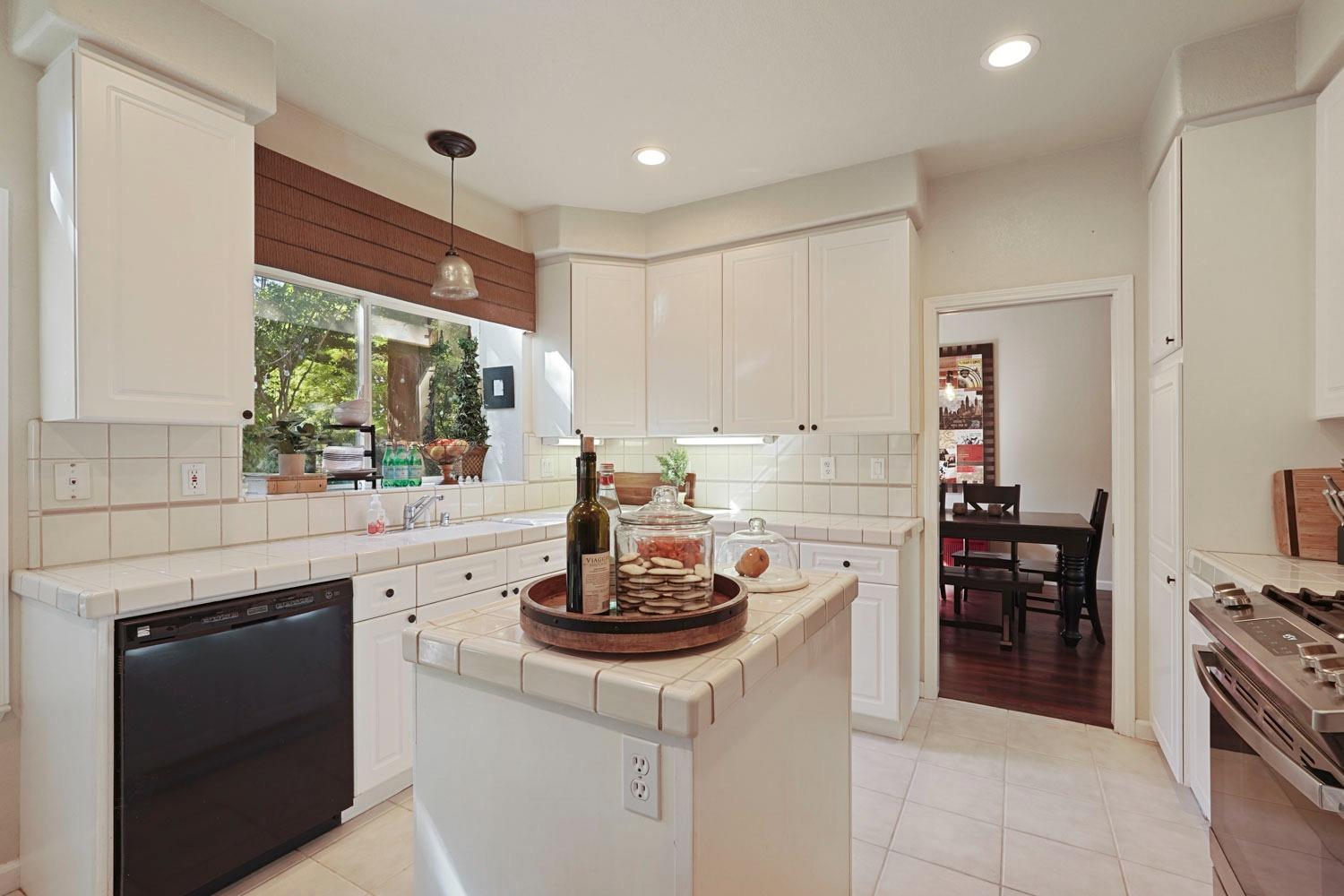 4243 Pinehurst Circle