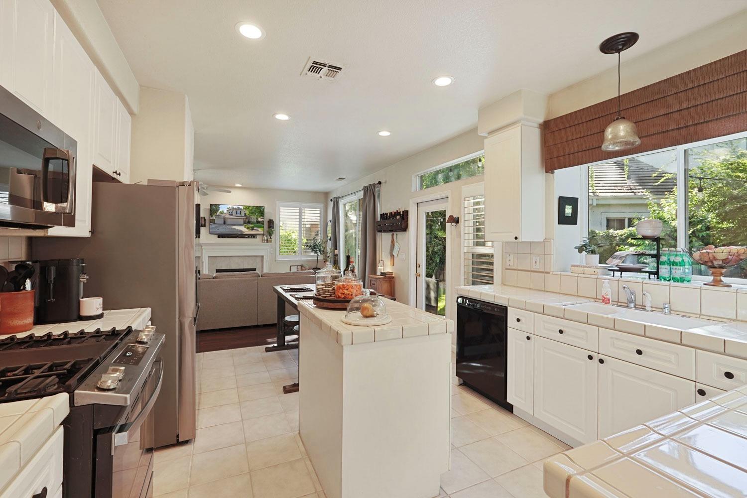 4243 Pinehurst Circle